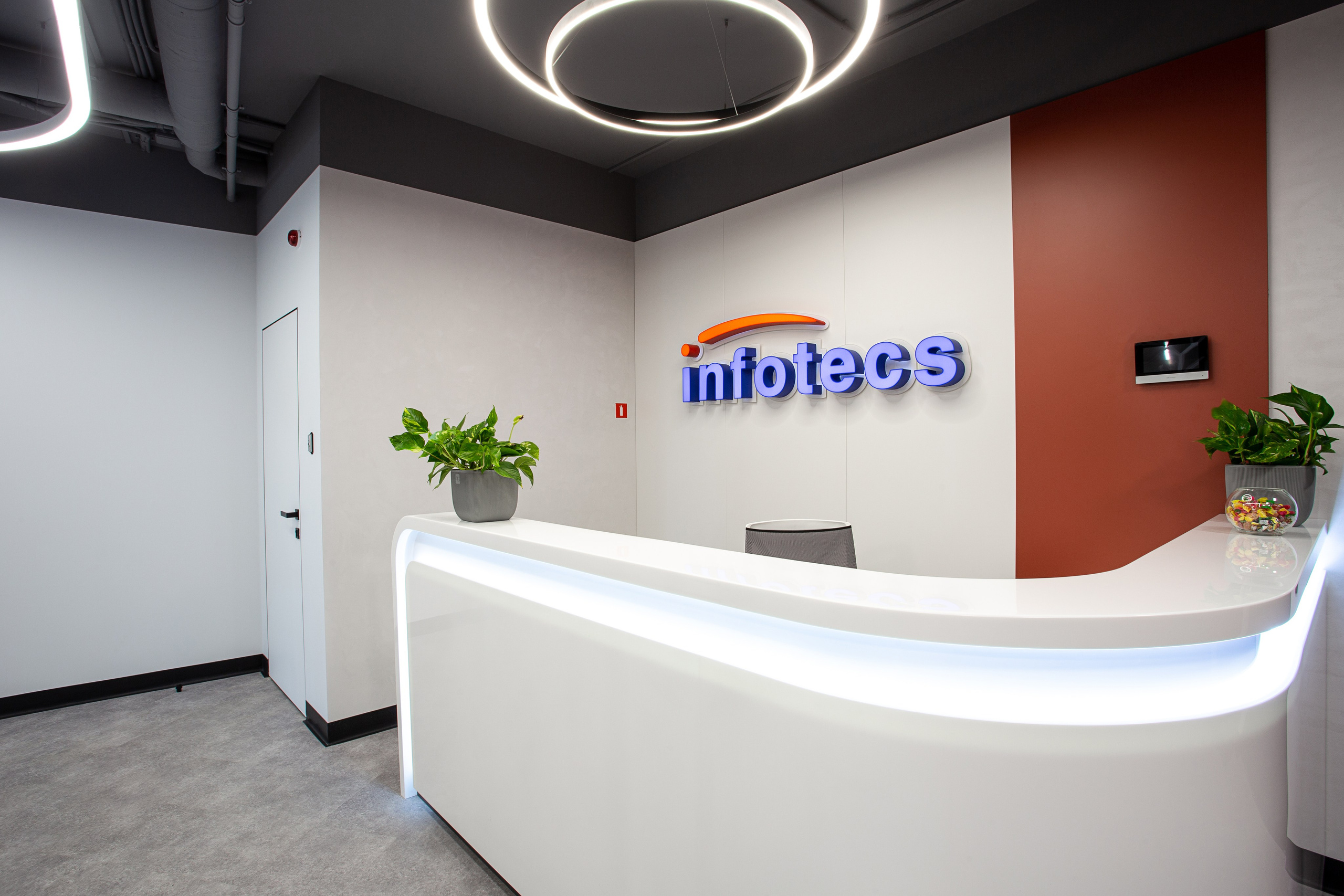 Офисы Инфотех. Контент фотограф, съемка для маркетплейсов, фуд съемка и репортажи в Новосибирске Ралия Галеева
