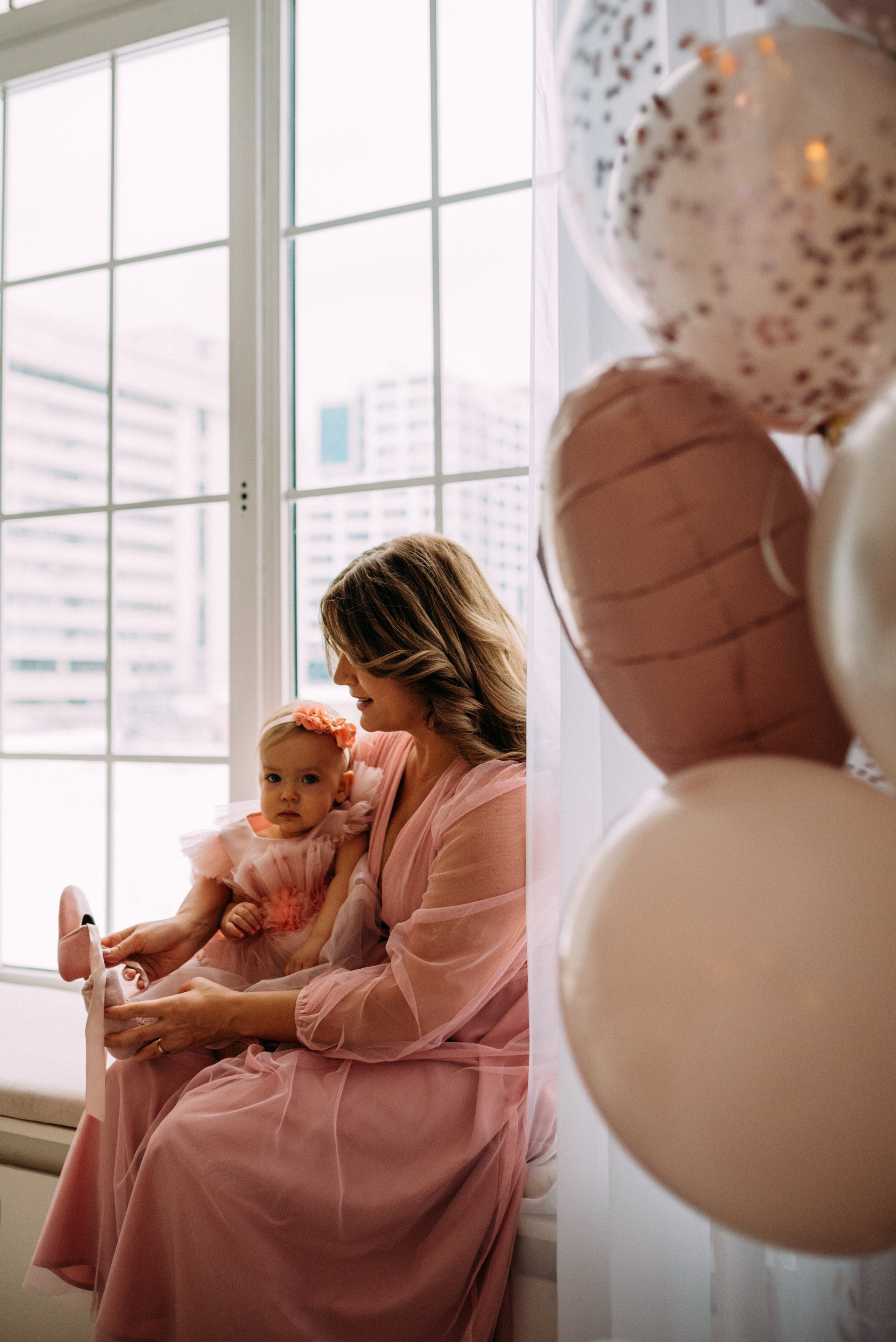 Анна, Мишель, Виктор — годовасие в студии