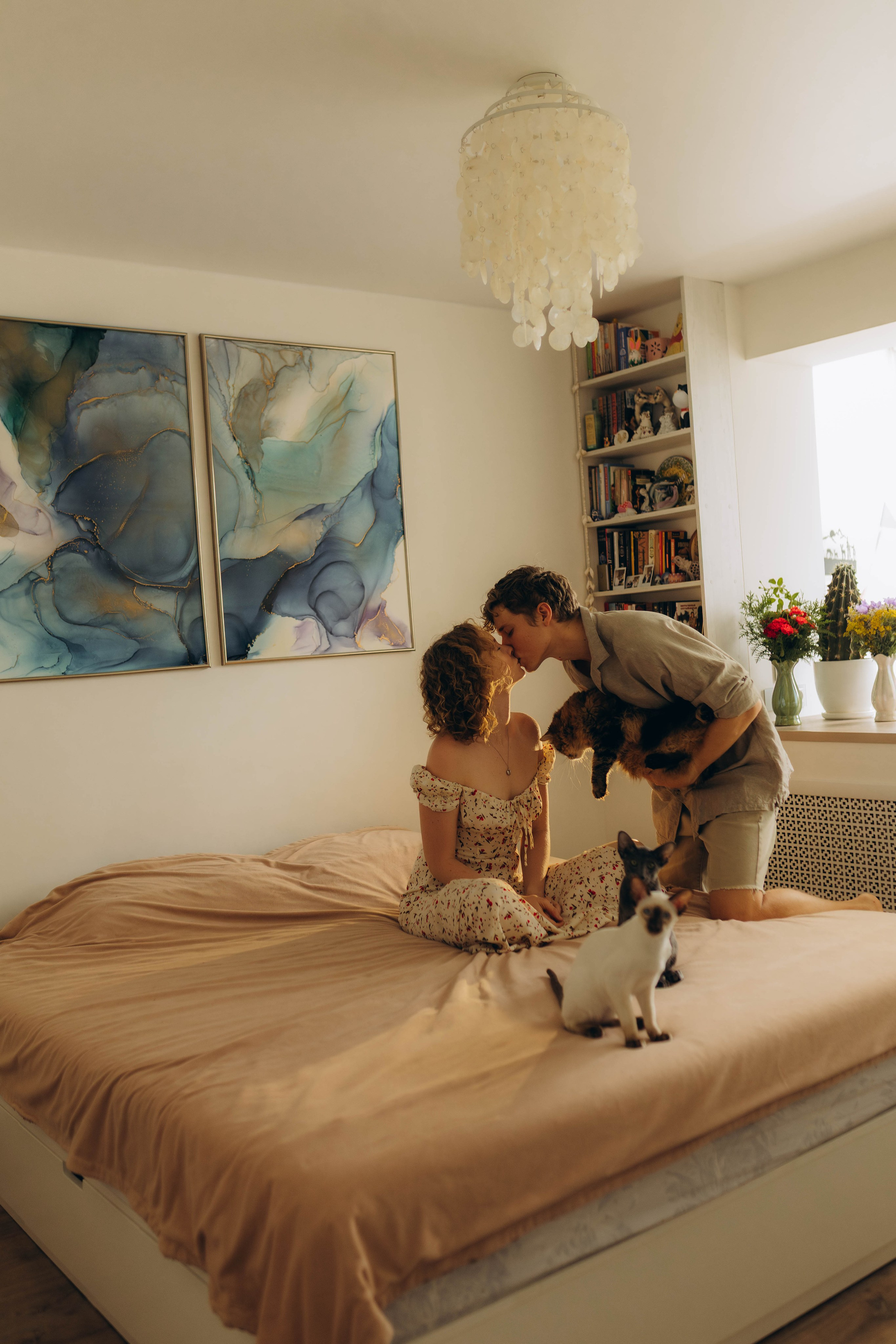 Аня, Костя и котики. Фотограф Саратов