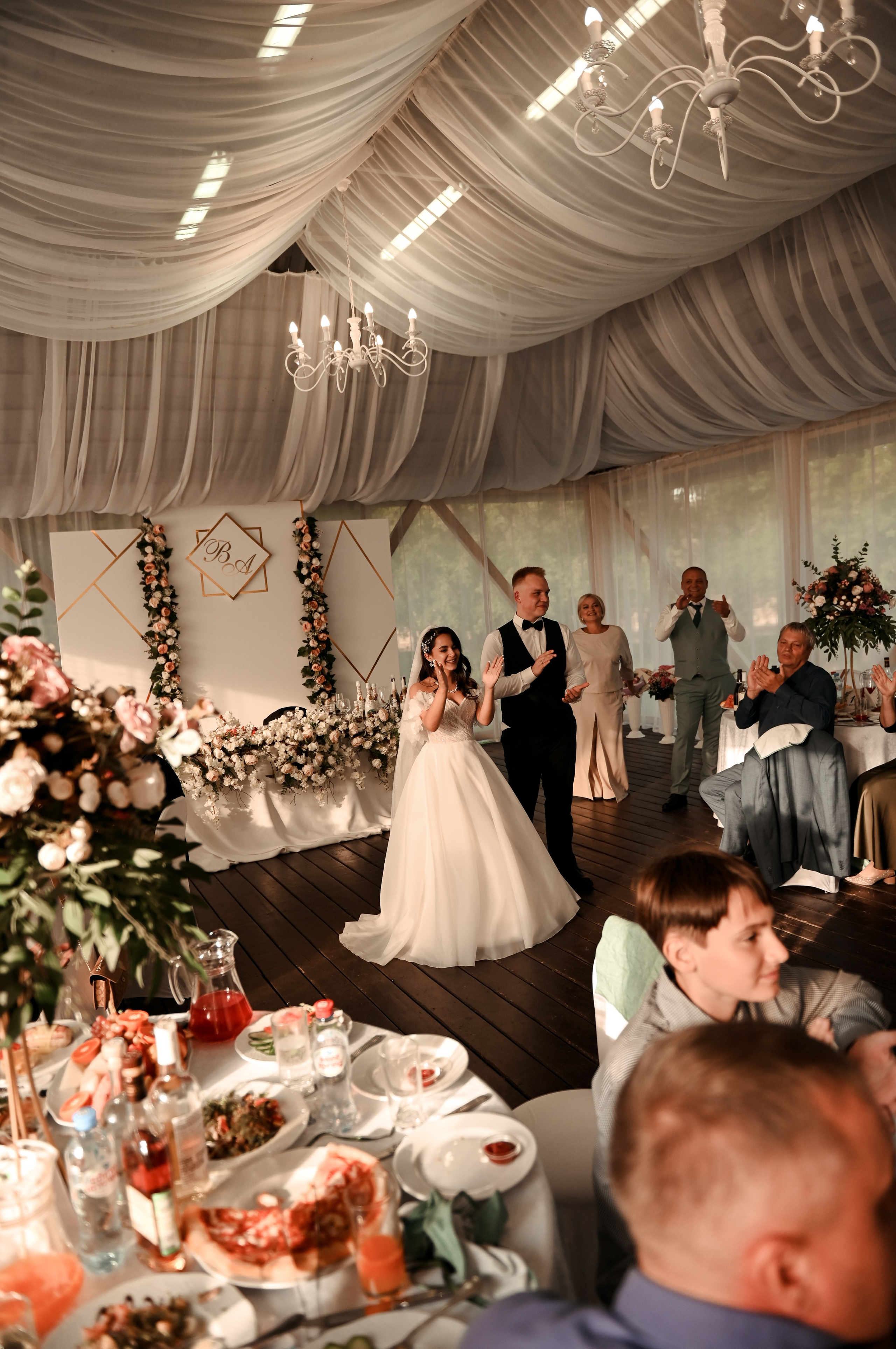 Шикарные ребята Владислав и Анастасия. Свадебный, семейный, детский, контент фотограф в Омске Максим Ильин