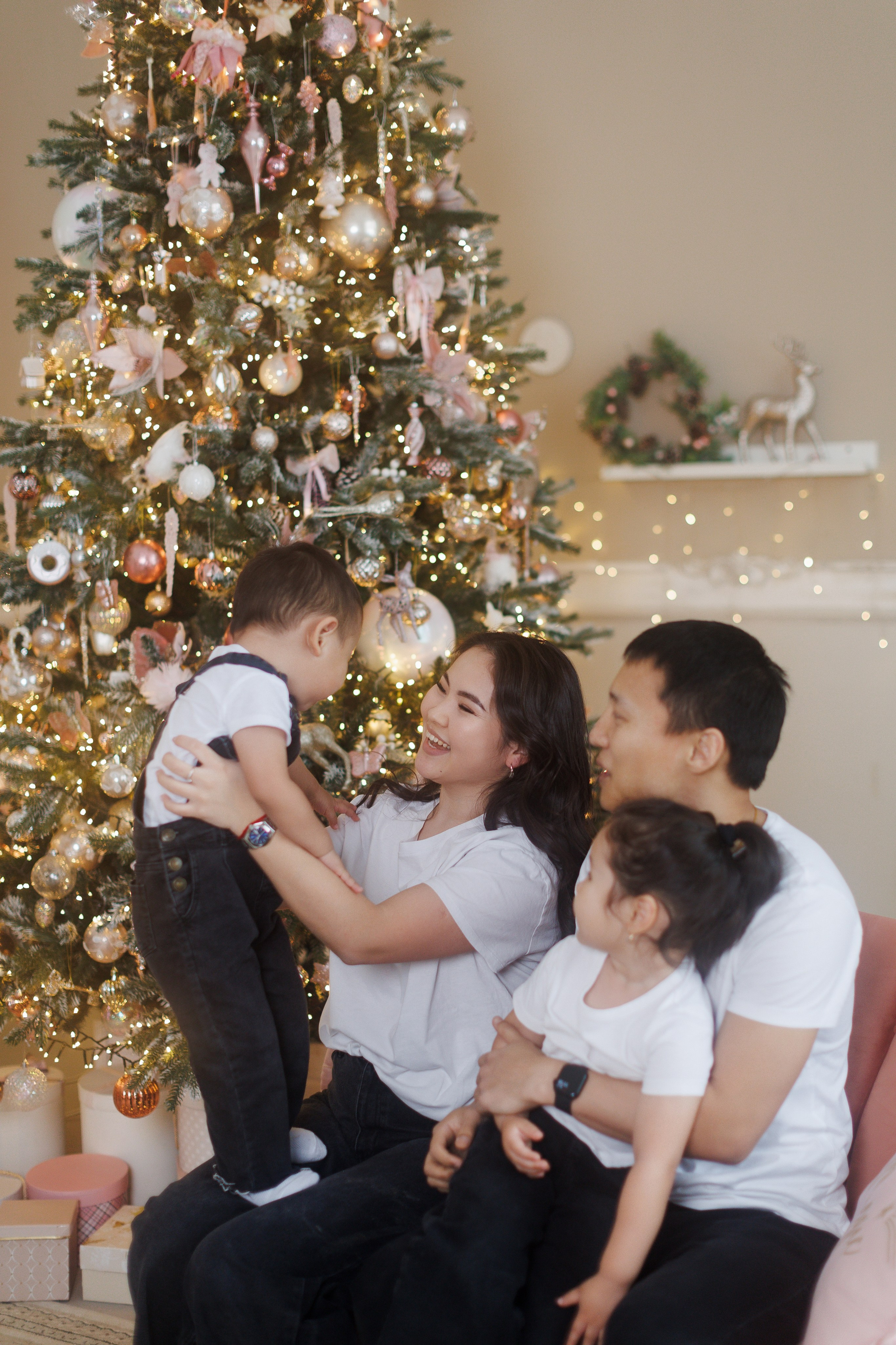 Новогодняя история одной семьи. Photograph Svetlana Volkova