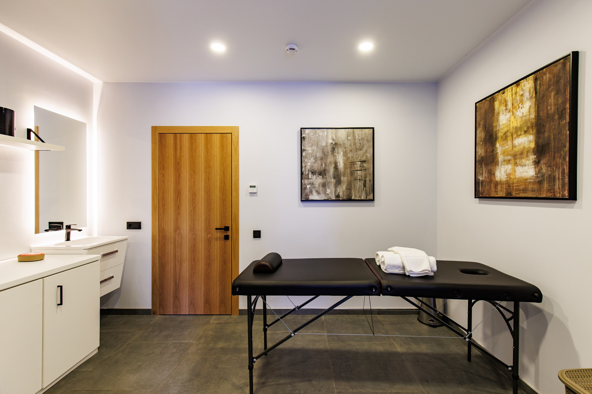 Admiral Bath & Spa Complex. Photographer Ksenia Kolesnikova. Interior, Product, and Portrait Photography in Moscow