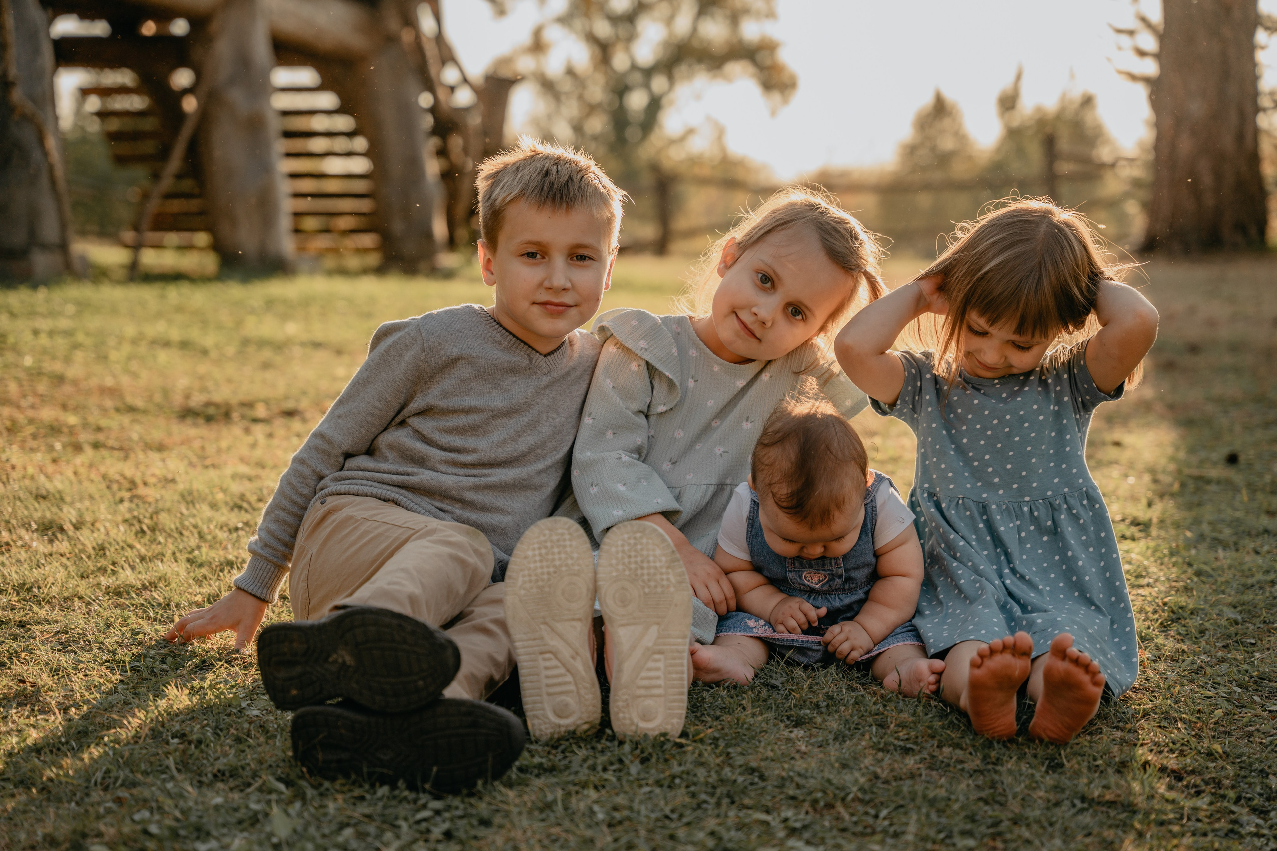 Дружная семья.10 человек