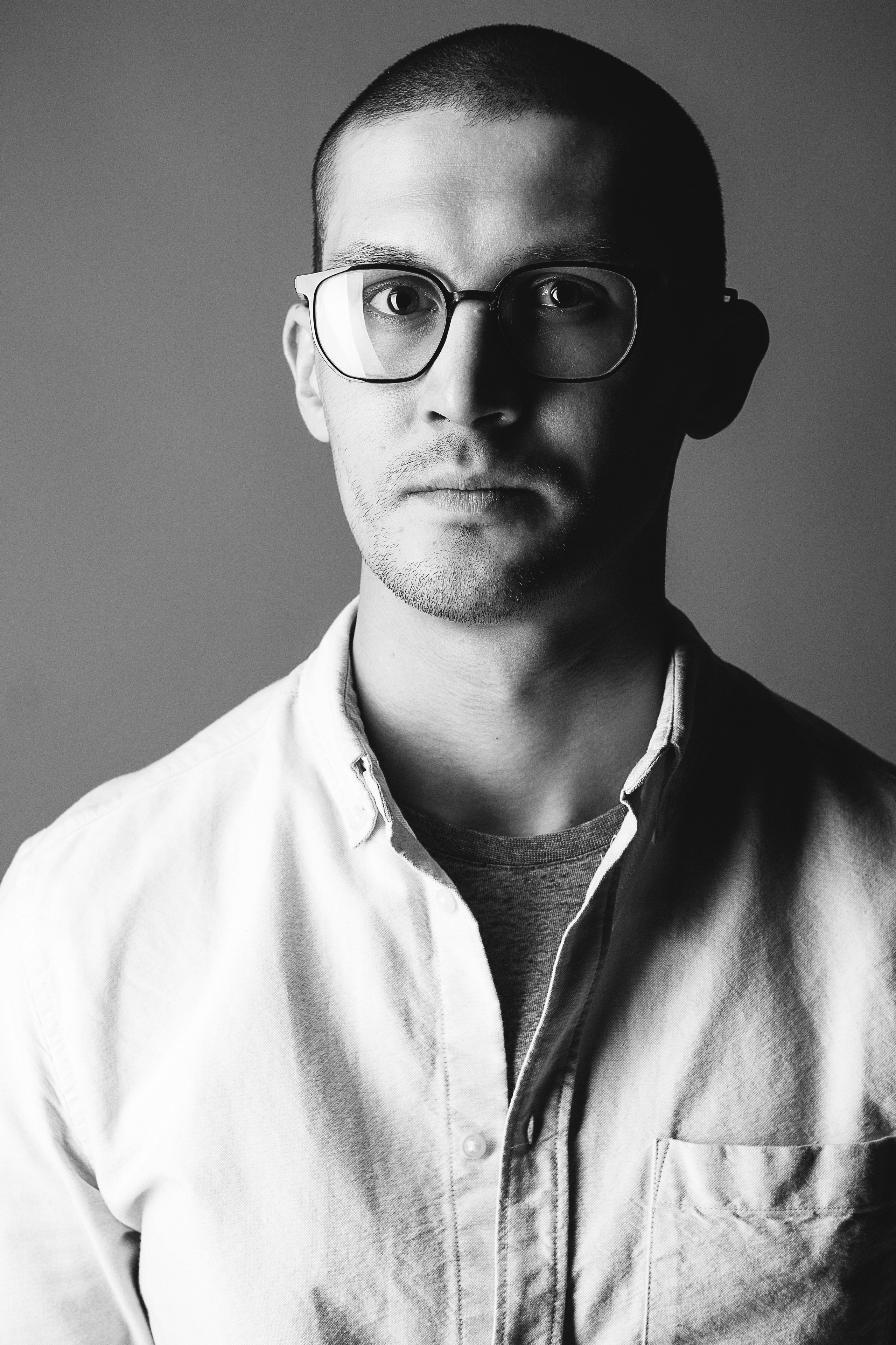 Студийный портрет. Фотограф интерьера, мебели и портрета в Санкт-Петербурге