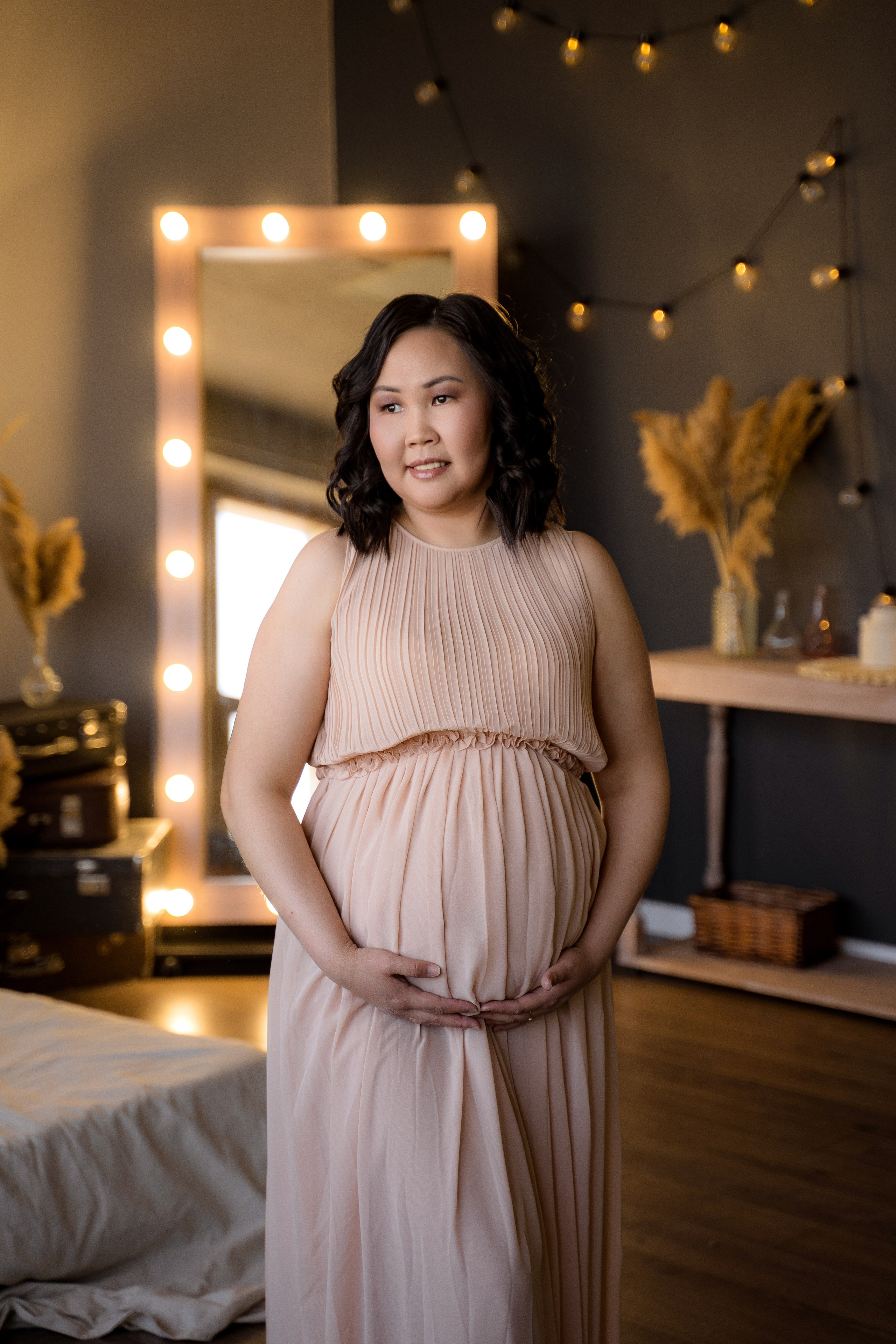 Платья для беременных. Фотостудия Малина в городе Улан-Удэ. Фотограф Ирина Жарникова