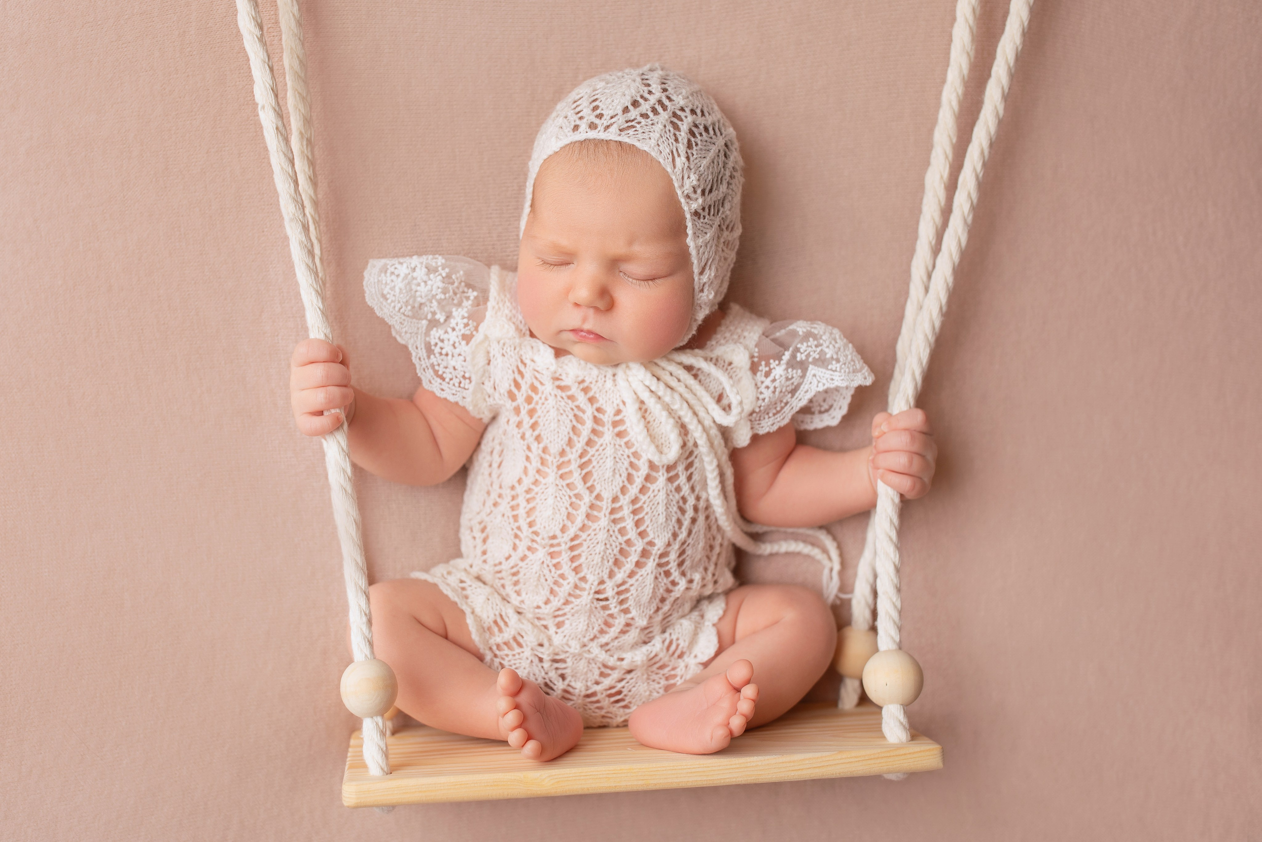 Фотосъемка младенцев Хабаровск, фотосессия новорожденных Хабаровск, фотосессия newborn Хабаровск, Лучший ньборн фотограф в Хабаровске, первый ньборн фотограф в Хабаровске, Лучший ньберн фотограф в Хабаровске. Лучший newborn фотограф в Хабаровске, ньберн фотограф в Хабаровске