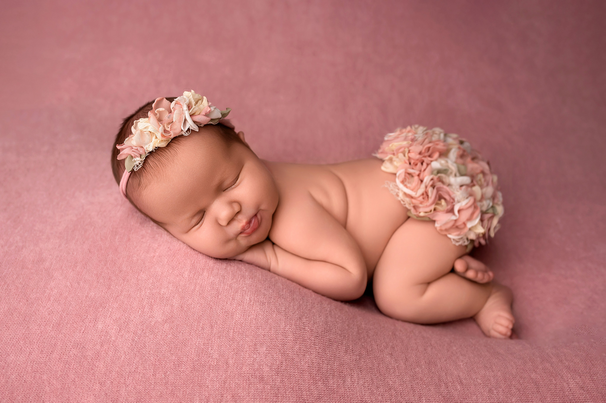 Новорождённые девочки. Детский фотограф новорождённых в Минске Боровик Екатерина