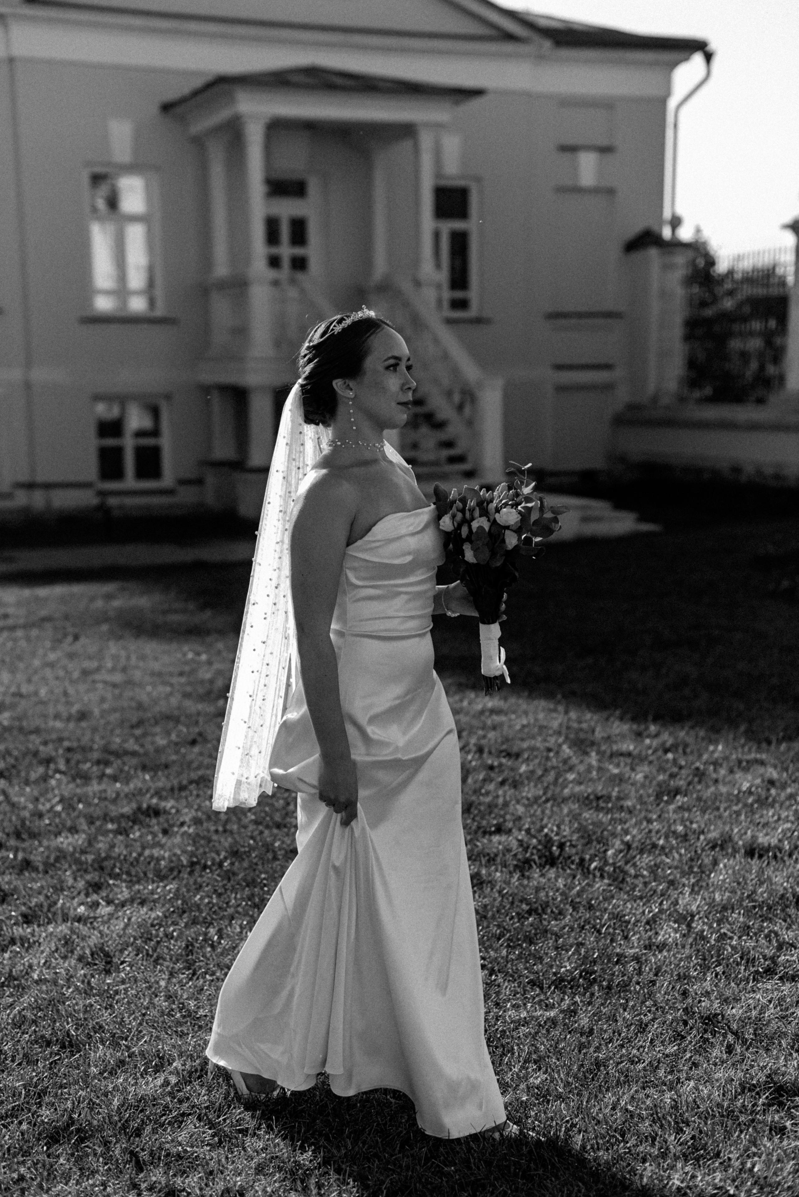 Свадебная фотосессия: свадьба в Южном Бутово и прогулка в Усадьбе Гребнево | Алёна Макеева. Свадебный и семейный фотограф в Москве и МО (Фрязино, Королёв, Коломна) Макеева Алёна