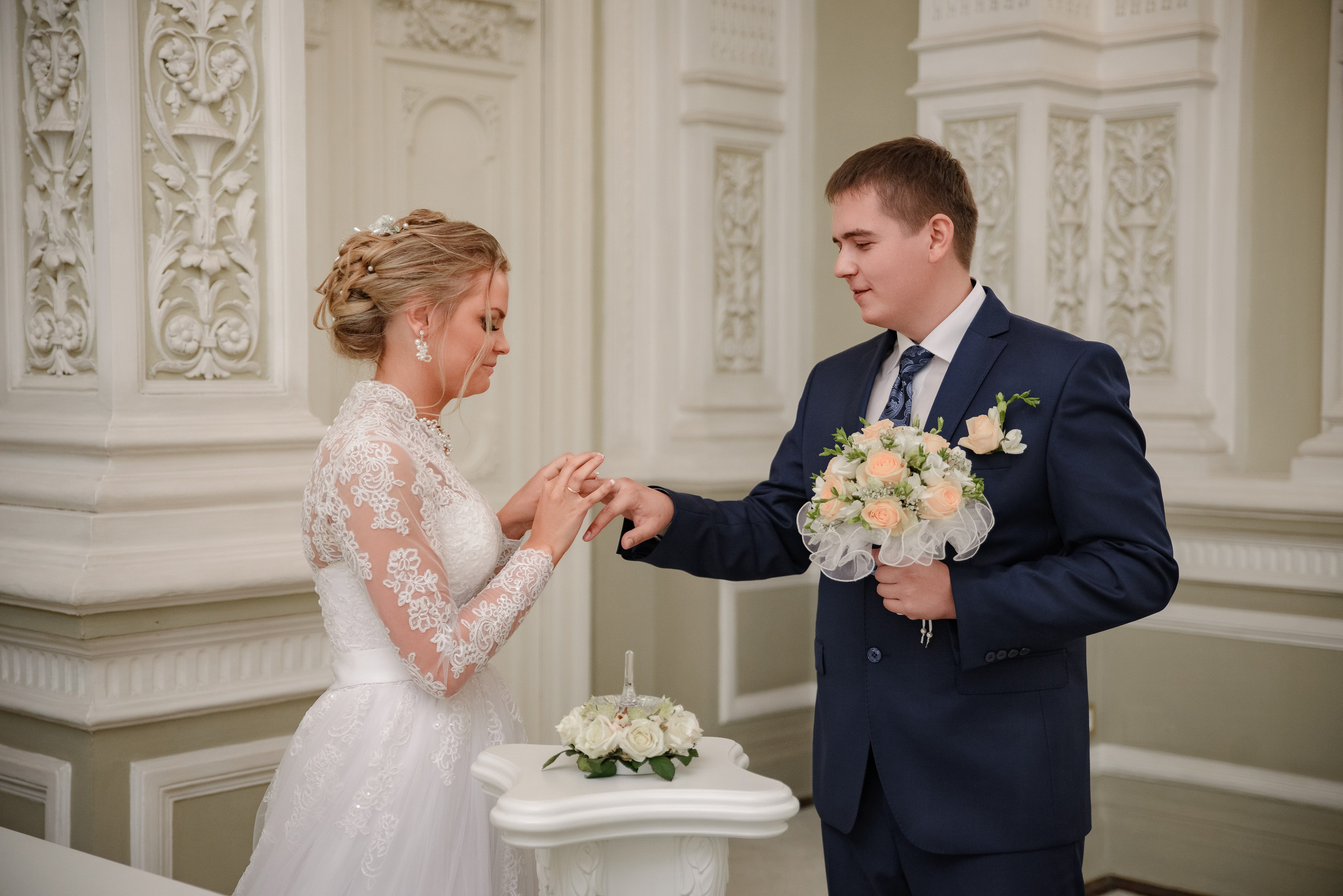 Фотографии из ЗАГСов Санкт-Петербурга. Фотограф Алексей Лукин. Свадьба, мероприятие, корпоратив, юбилей, фотосессия, портрет. Фотосъёмка в Санкт-Петербурге. Ретушь фотографий