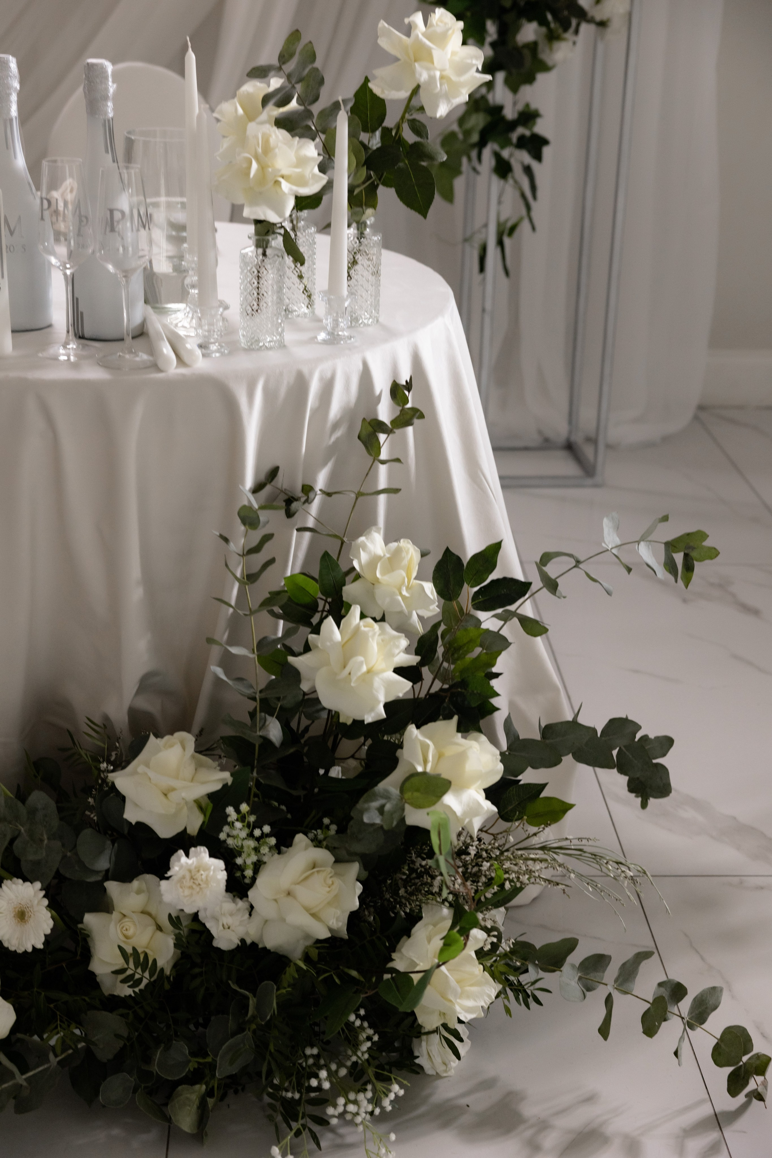 Банкет Усадьба зал «Конюшня». Свадебный фотограф Калининград