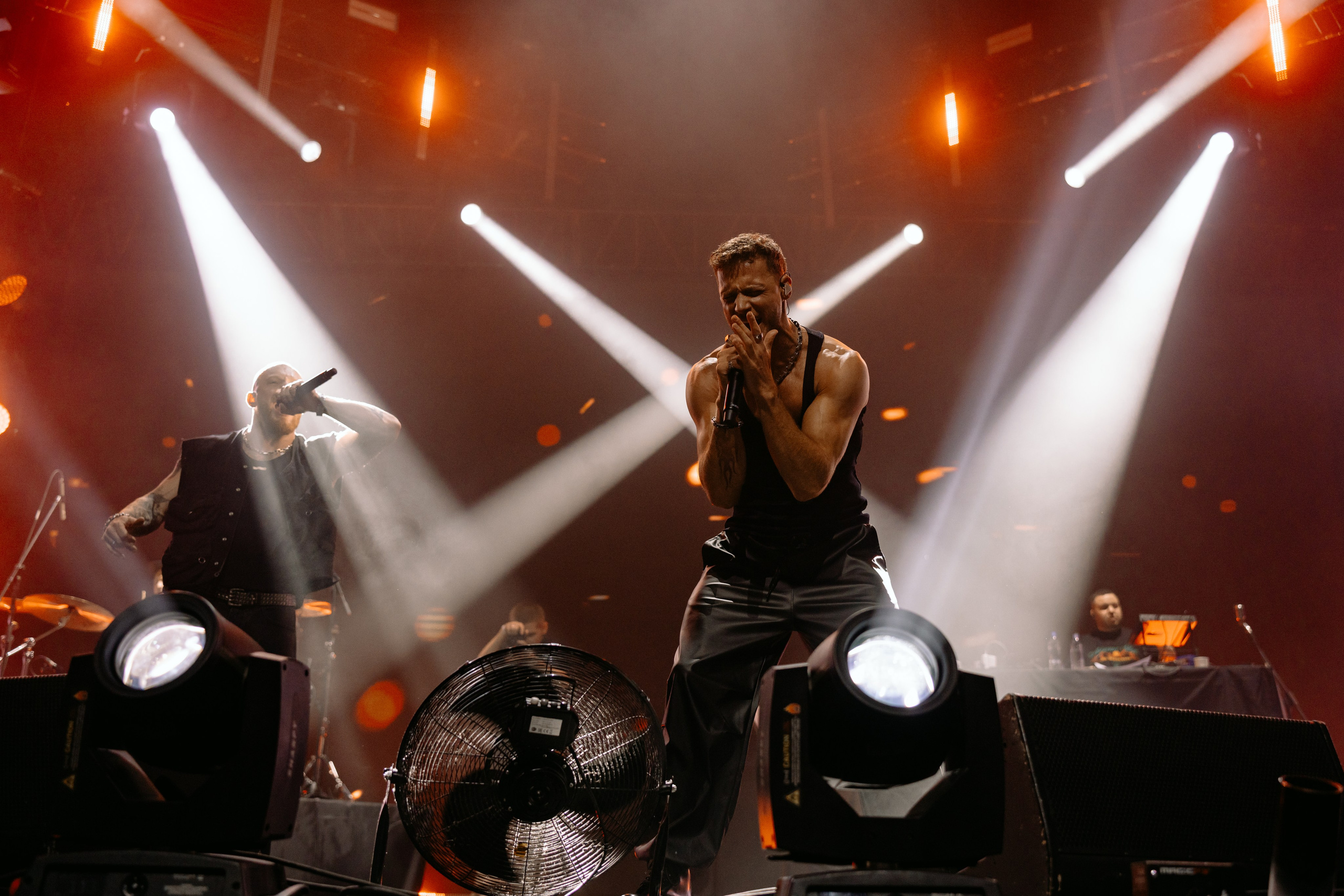 ЛЕША СВИК. РЕПОРТАЖНЫЙ И БИЗНЕС ФОТОГРАФ В МОСКВЕ, ЕГОР НИКОЛАЕВ