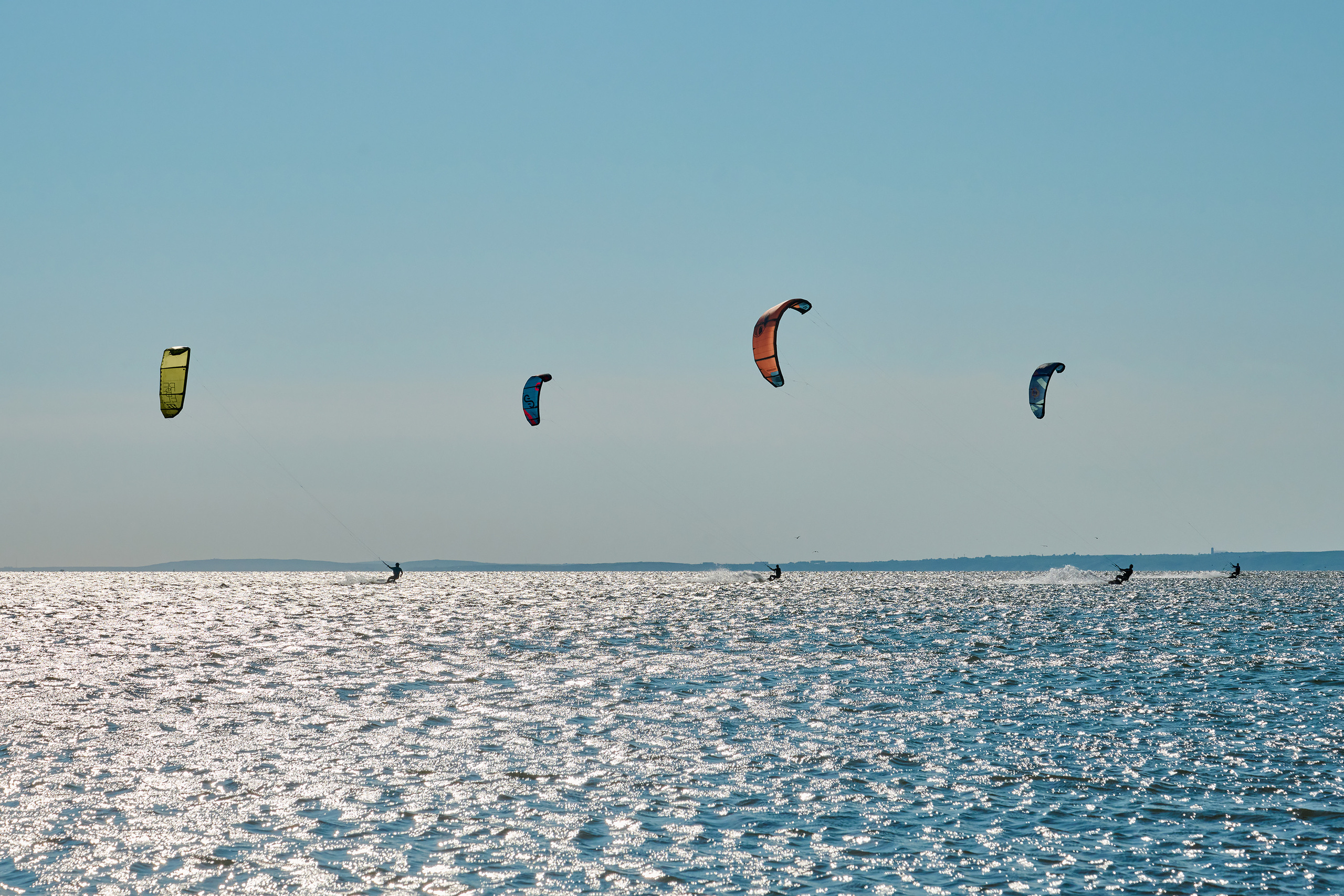 Коса Голенькая, кайтинг. Яркие фото на Чёрном море