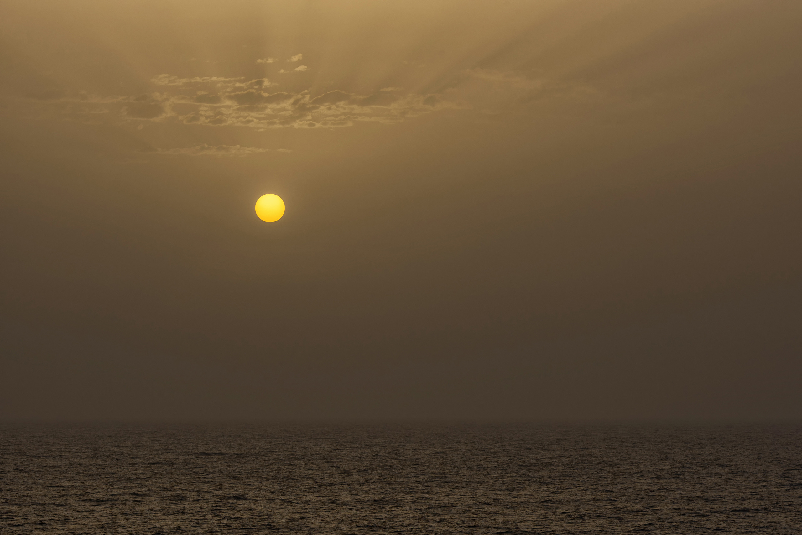 Солнце в тумане