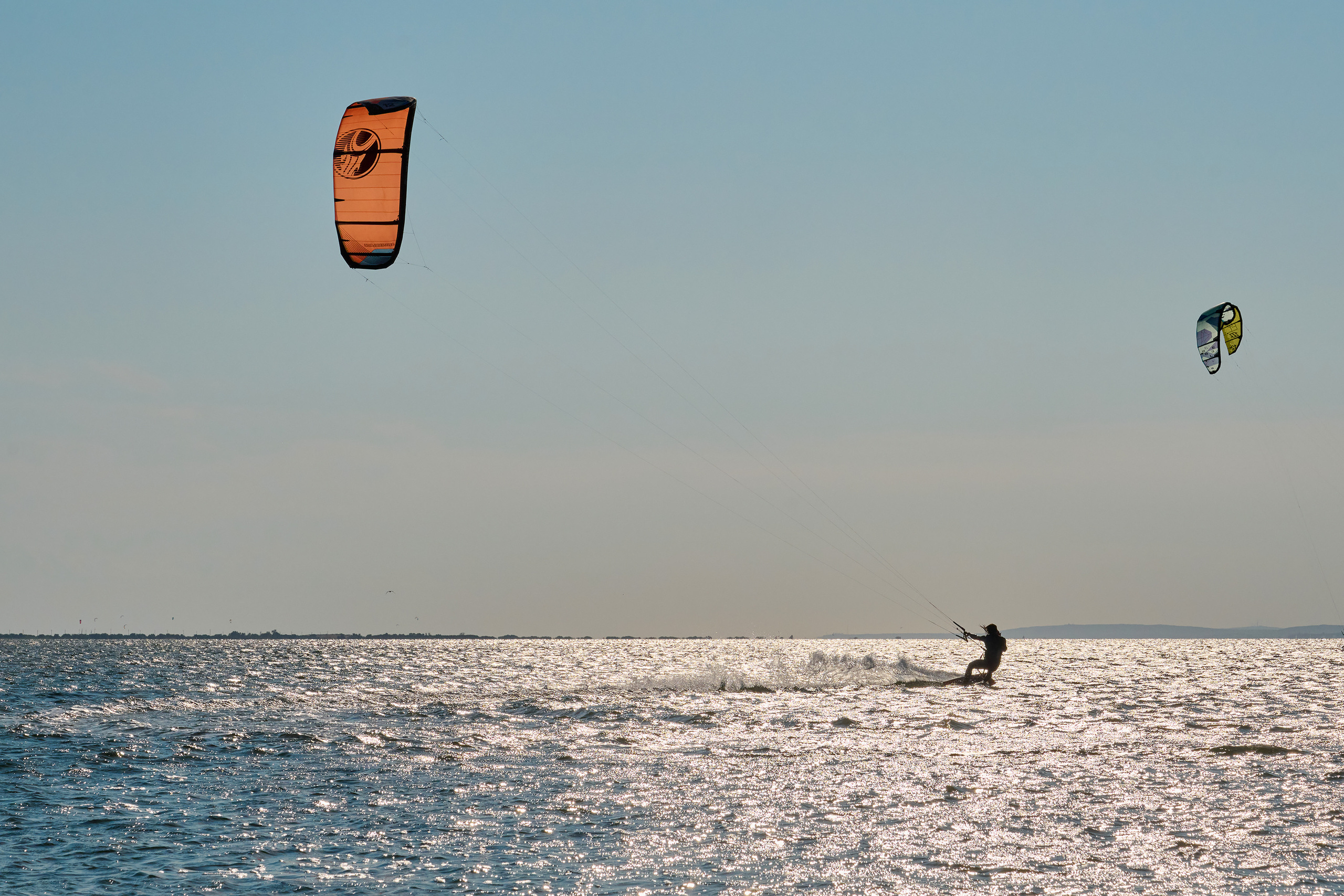 Коса Голенькая, кайтинг. Яркие фото на Чёрном море