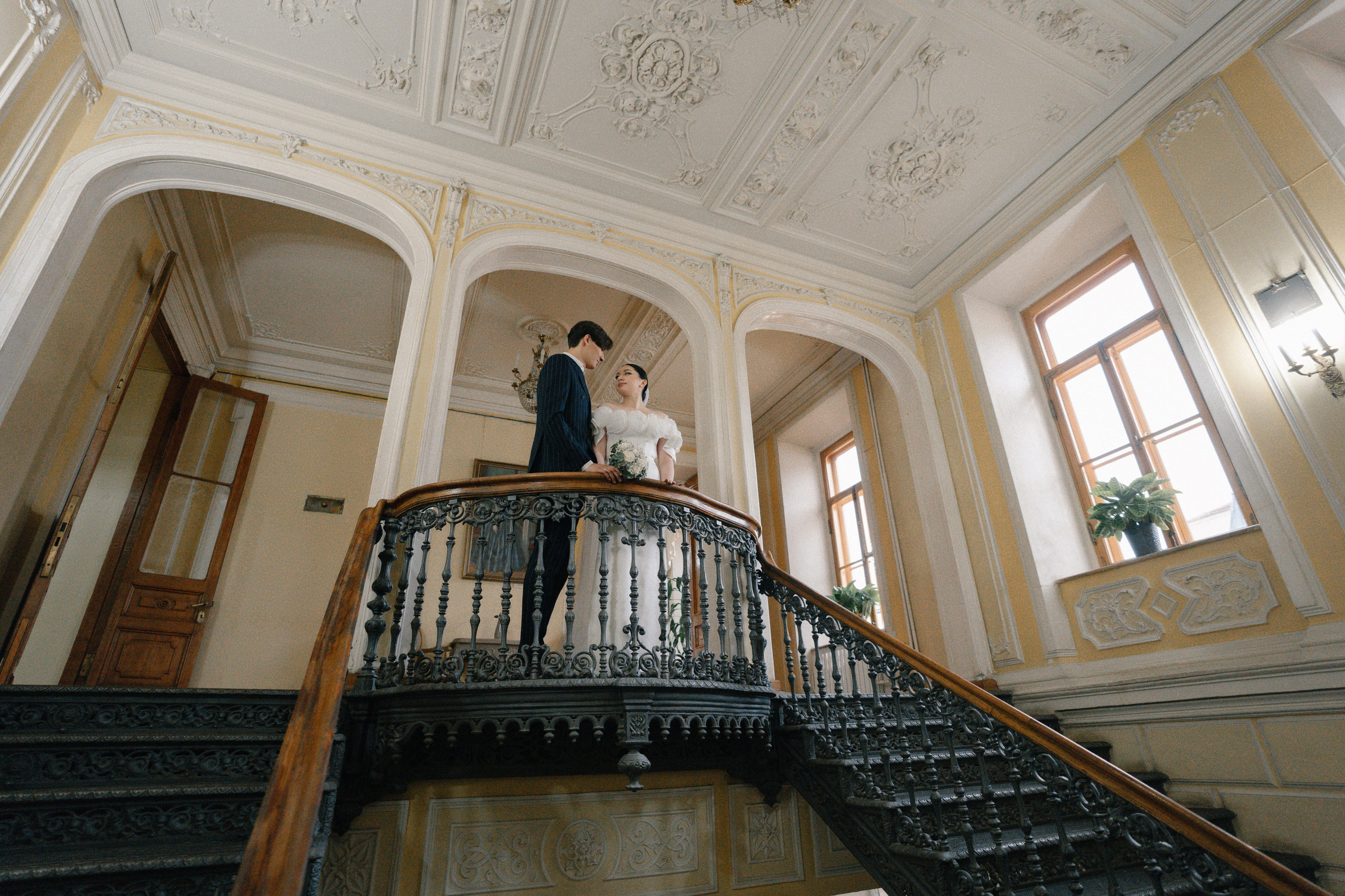 Свадебная фотосессия в Библиотеке читальне им. Пушкина