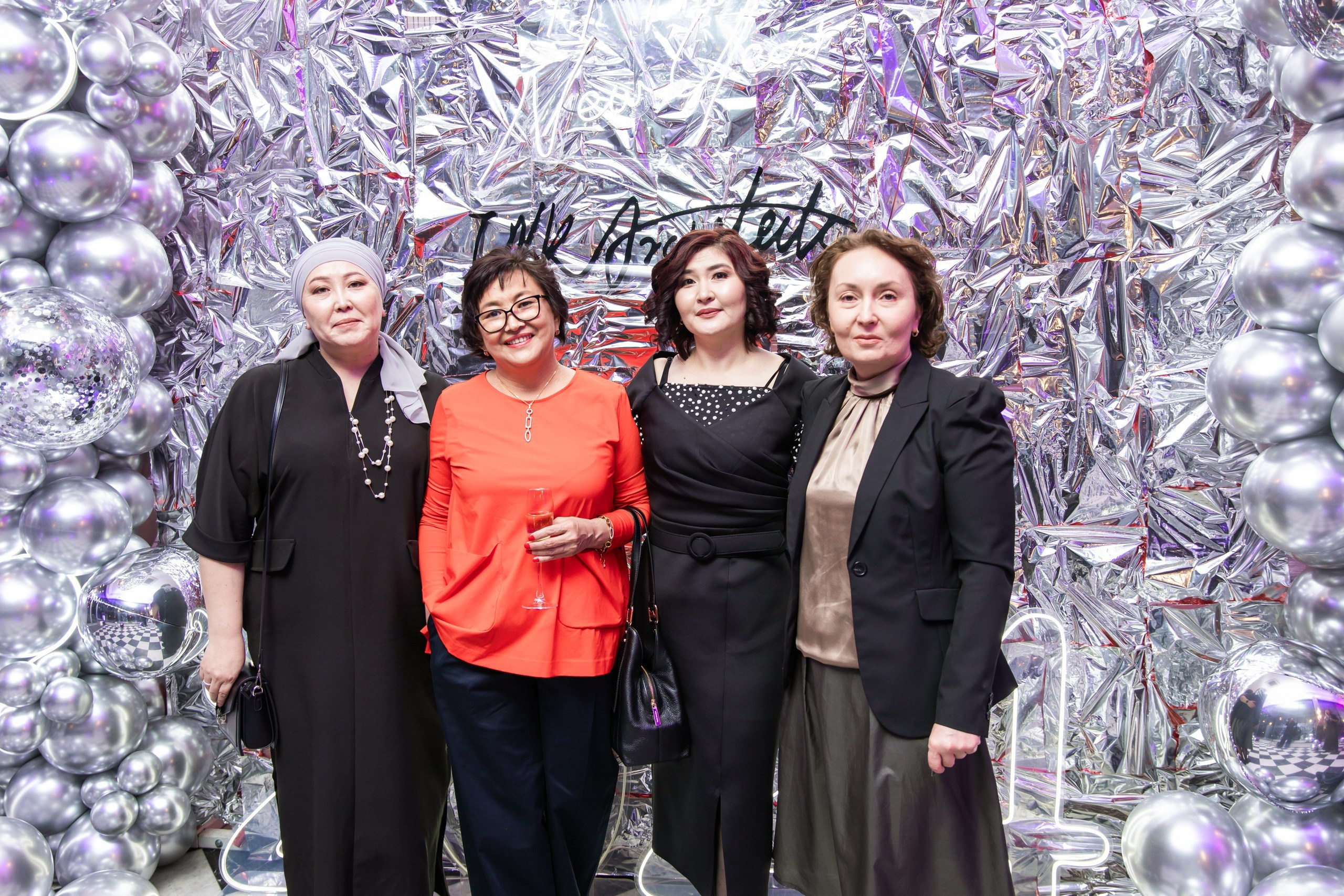 Корпоратив. Свадебный и студийный фотограф в Алматы Ильяс Кырбаев