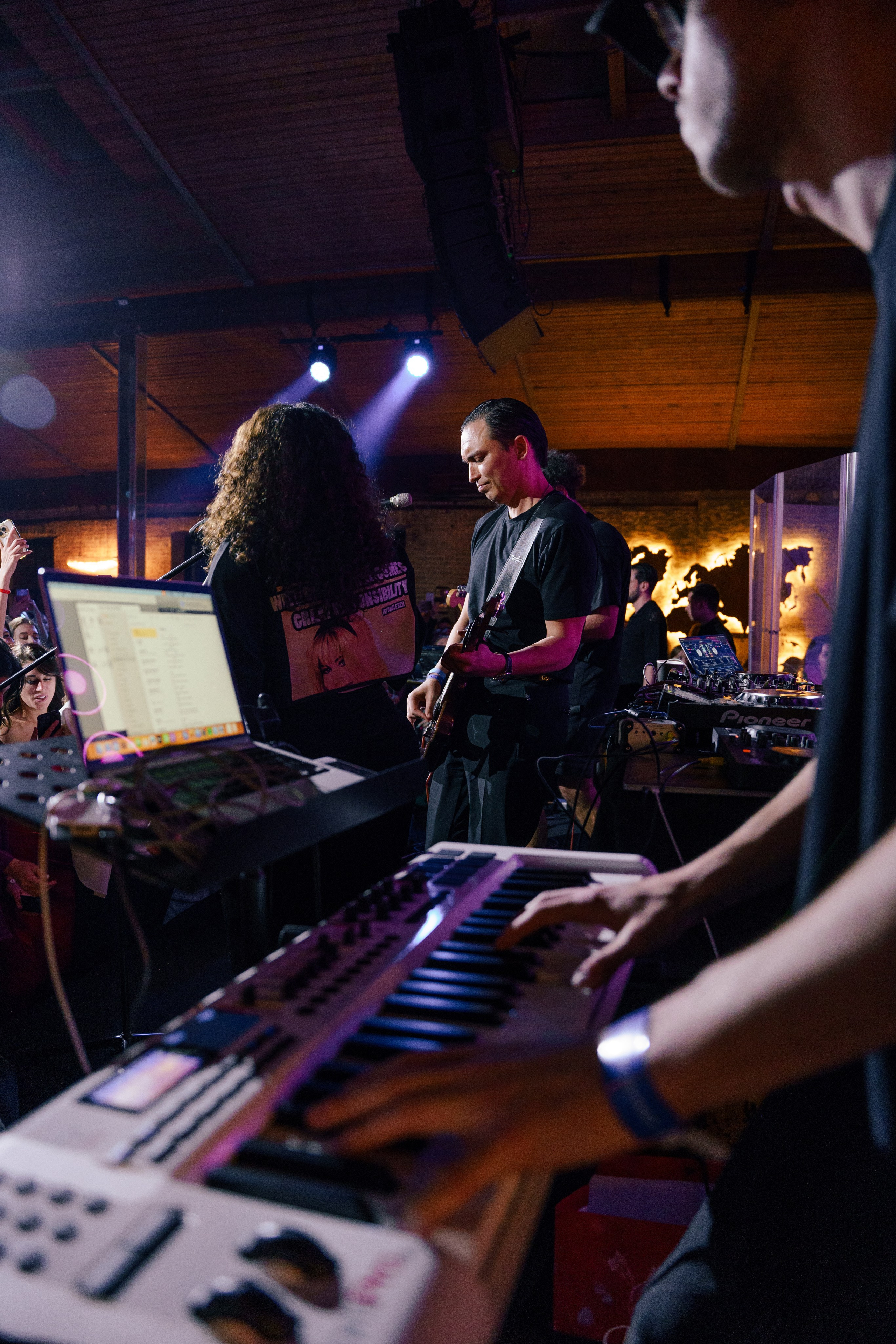 Фотограф на самую масштабную женскую конференцию в России WomenConf. Репортажный фотограф Москва Сергей Дружинин