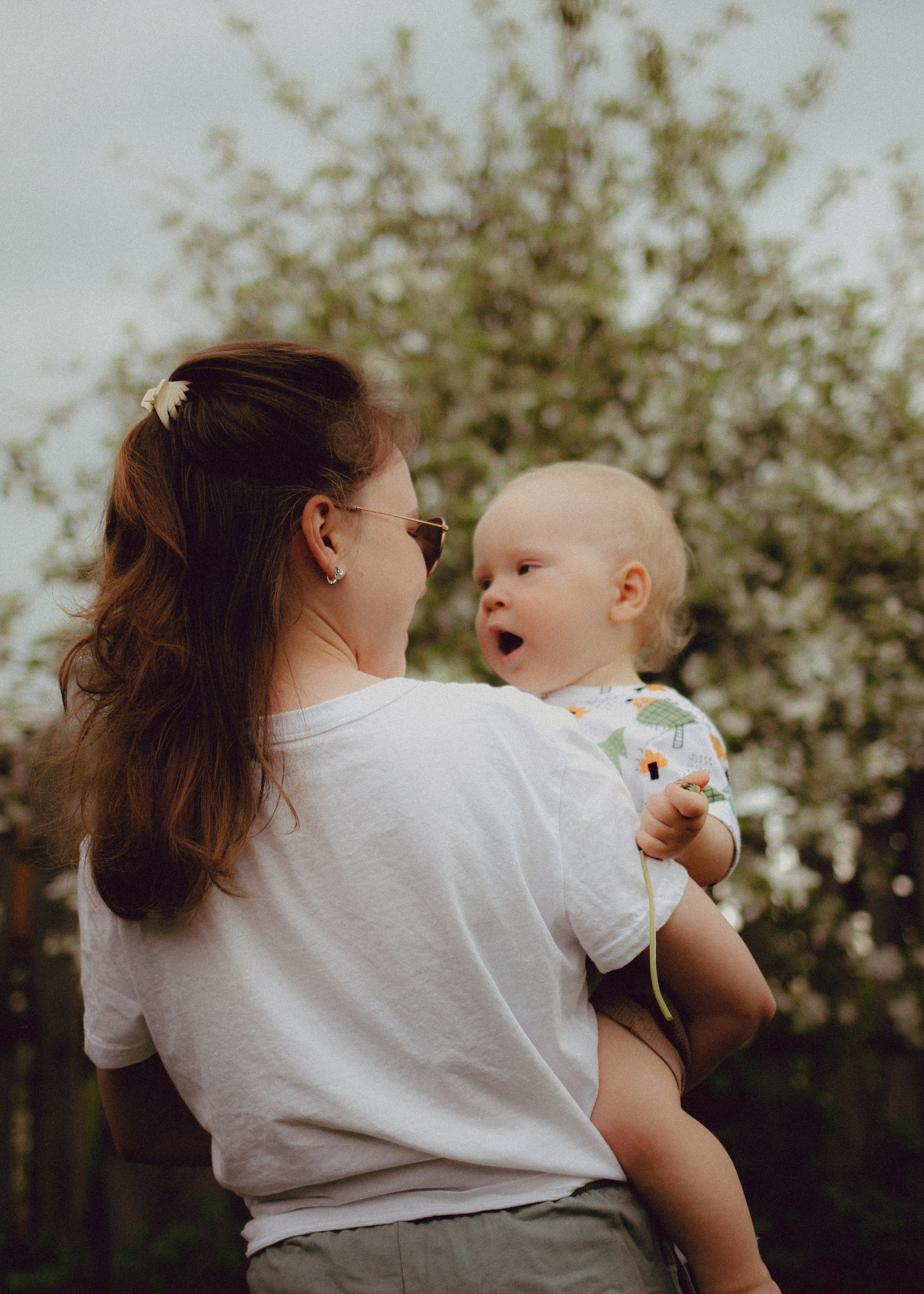 Бабушка Ира, мама Даша и маленький Ваня. Александра Крашевская. Портретный фотограф в Москве и Санкт-Петербурге