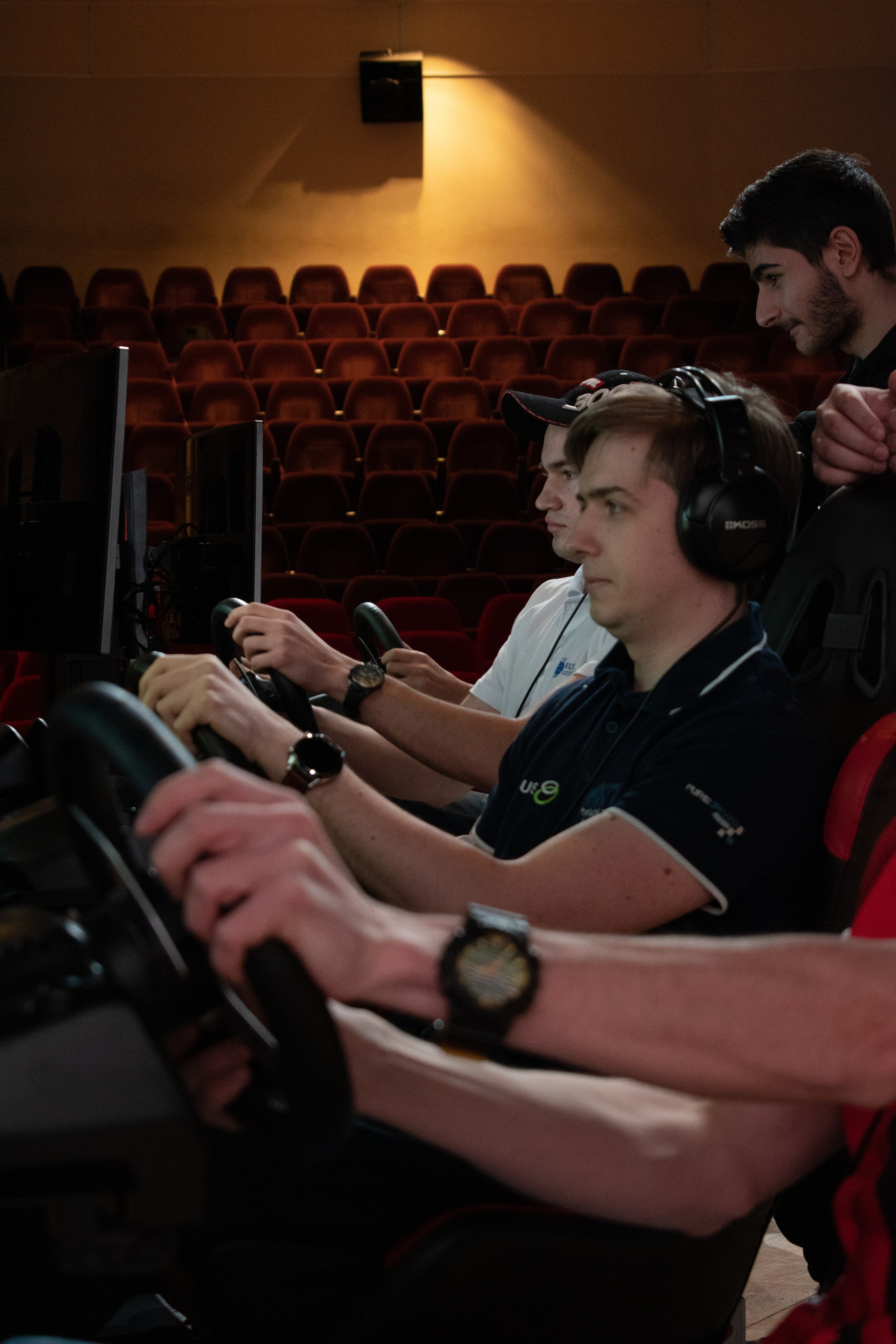 RaceRoom — Командный турнир среди ВУЗов города Москвы | 22.02.20. Репортажный фотограф Сыбер Мартти