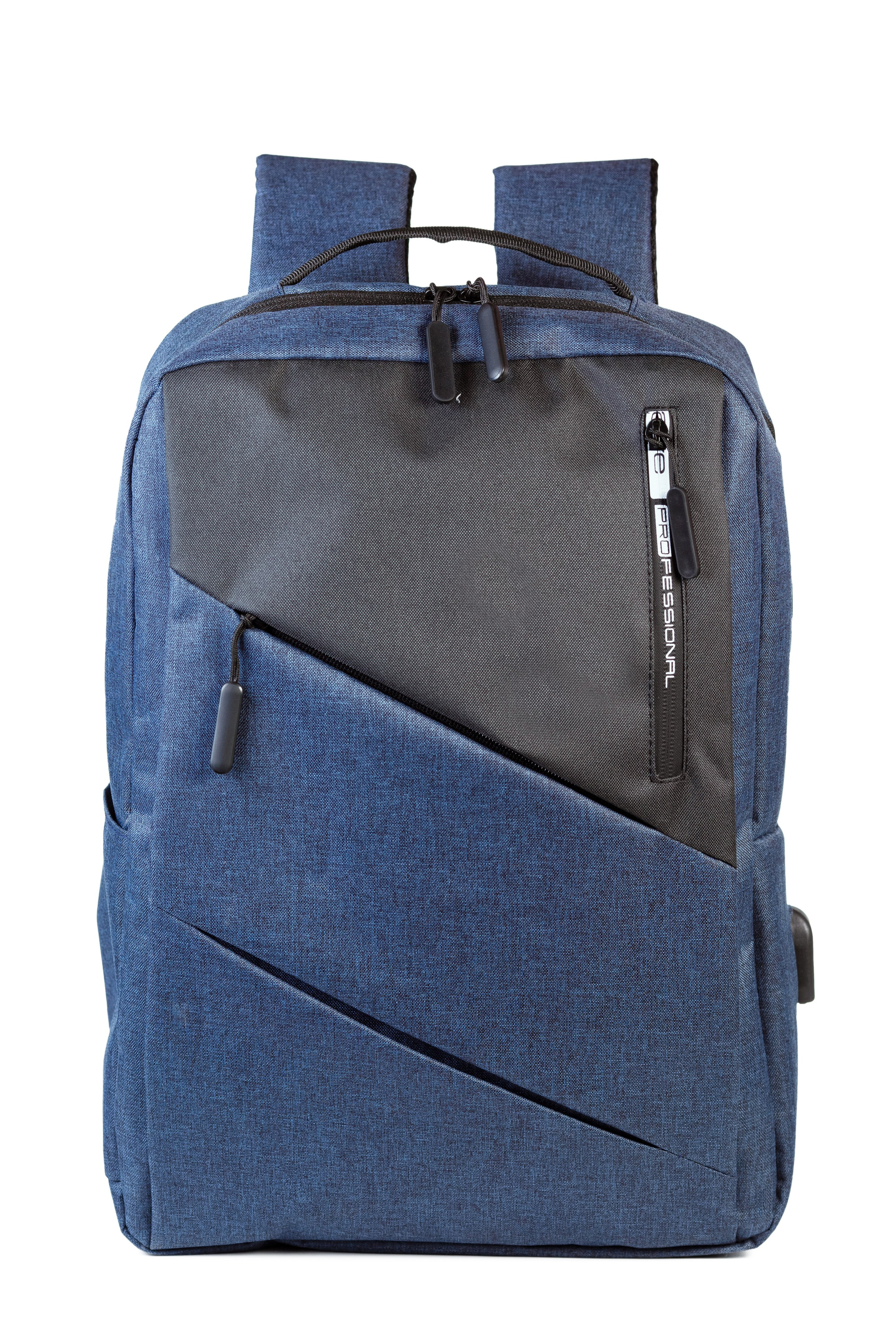 Рюкзаки молодежные. Фотосъёмка для бизнеса — предметное фото, репортаж с мероприятий, портреты людей, съёмка интерьера и экстерьера