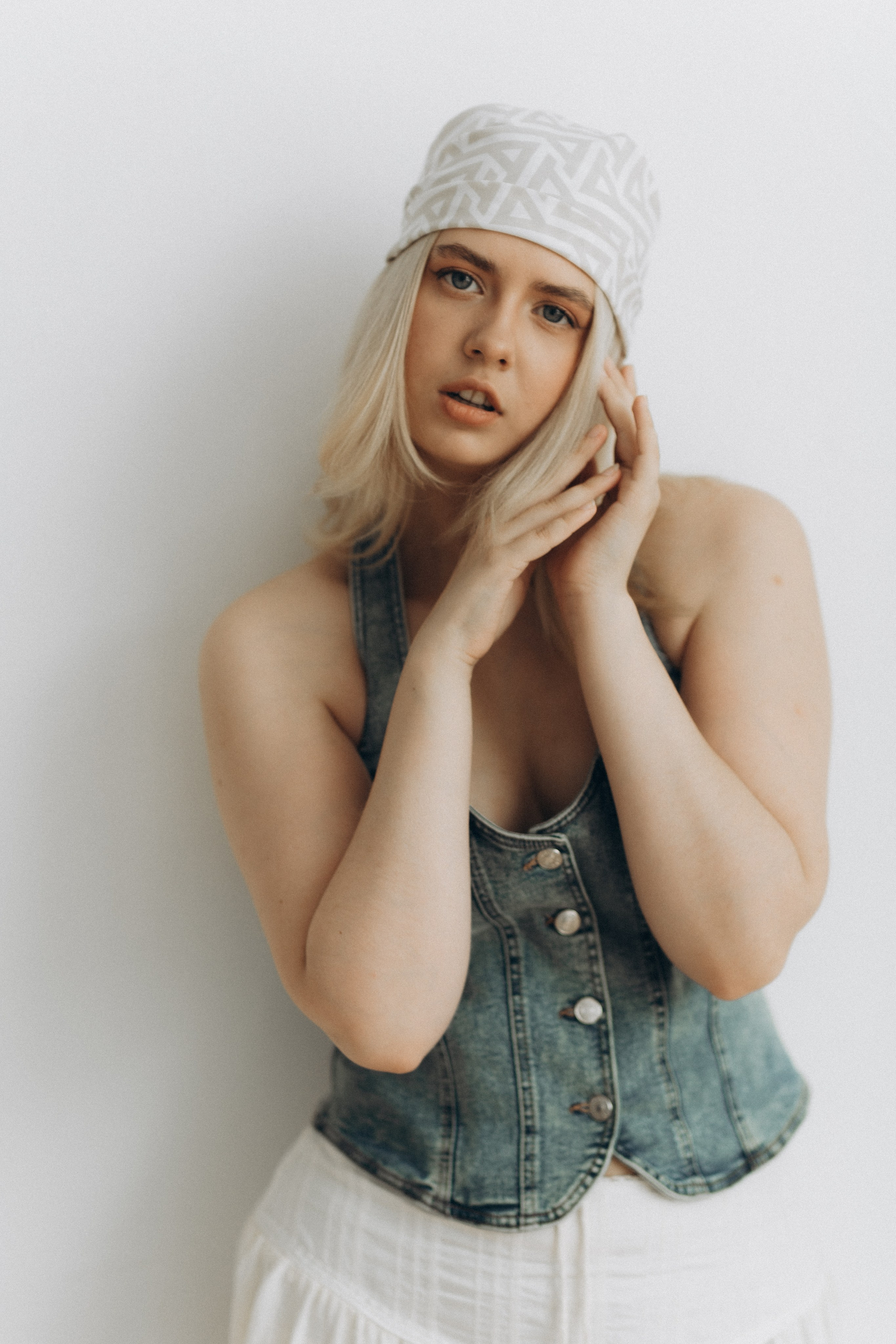 Нежная фотосессия в студии. Фотограф в Санкт-Петербурге и Уфе Алина Шаймухаметова