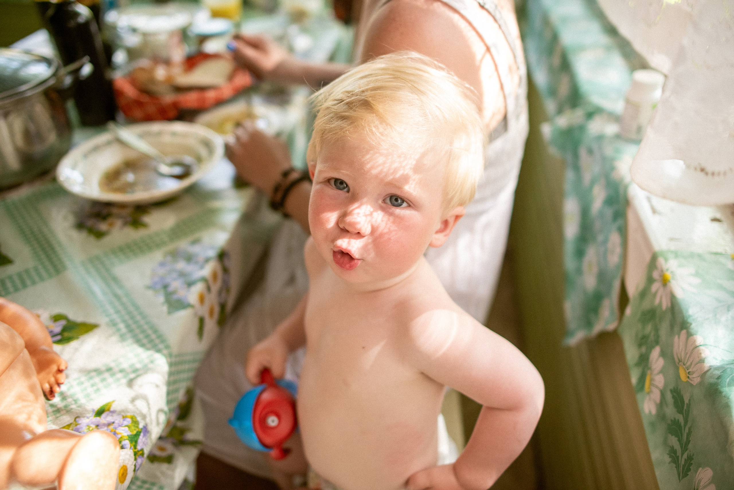 A Single Summer Day. Documentary family photography in Barcelona and beyond