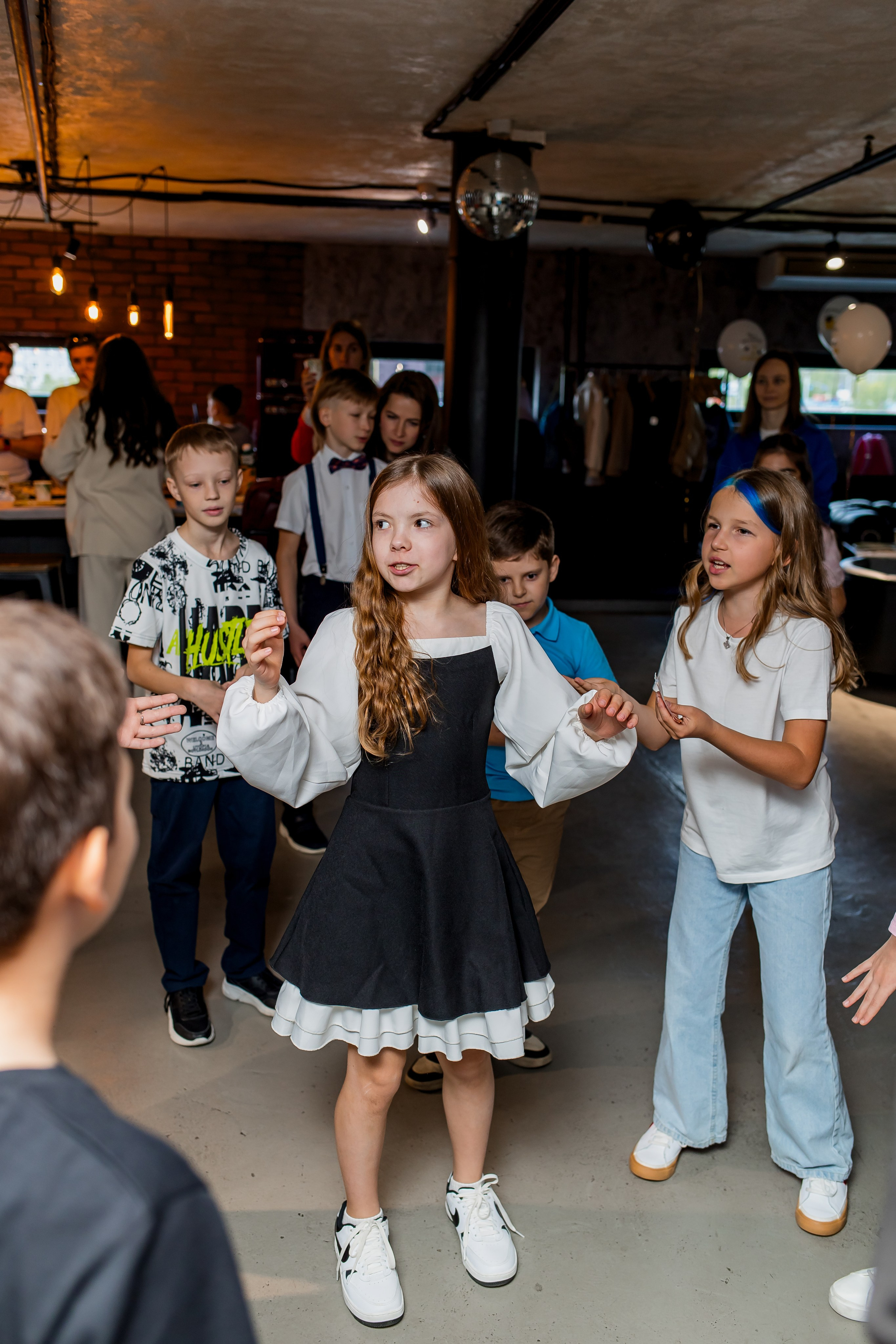 Выпускной 4 класс. Фотограф в Москве Авдеева Мария