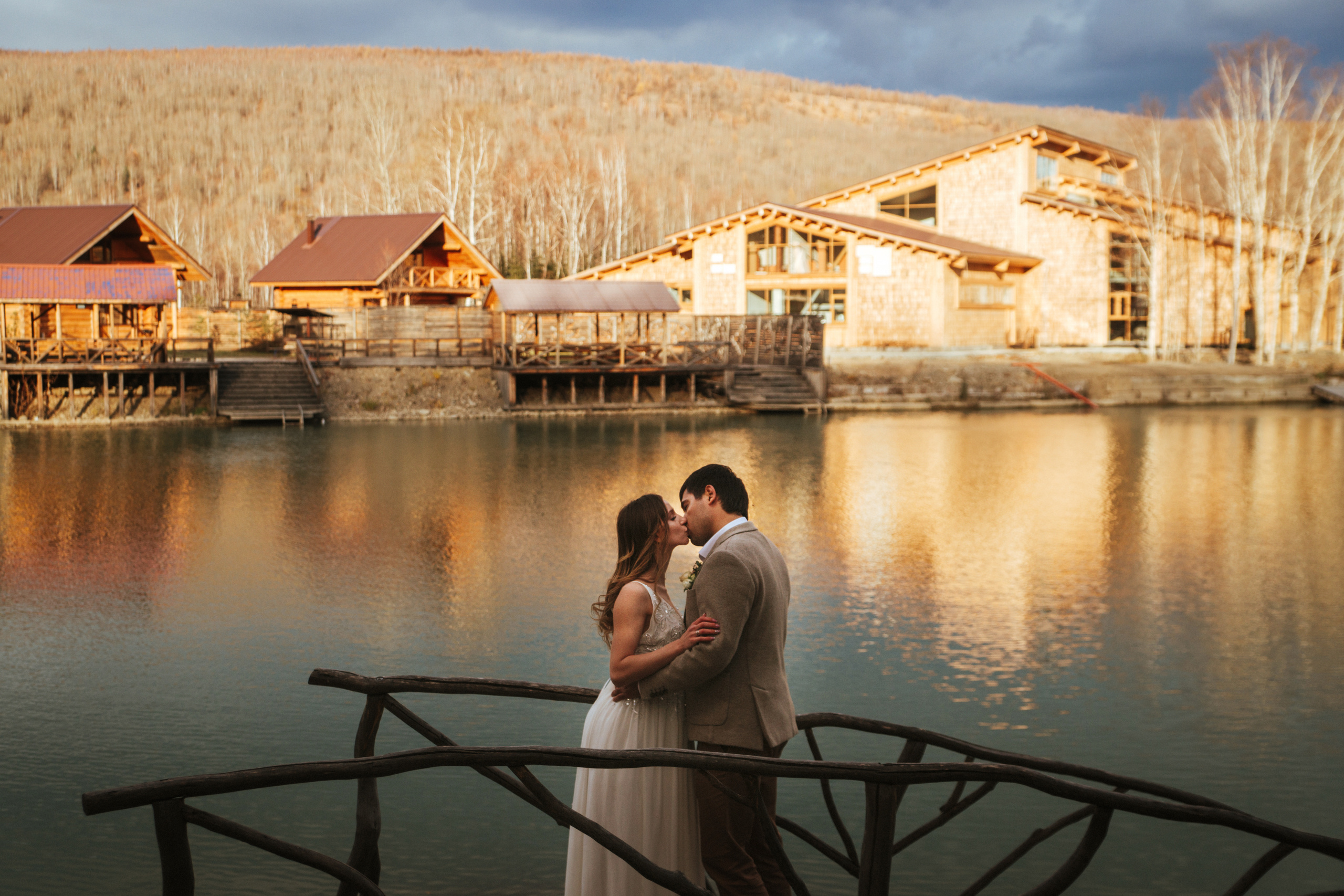 Wedding & portrait photographer Sergey Lazarenko