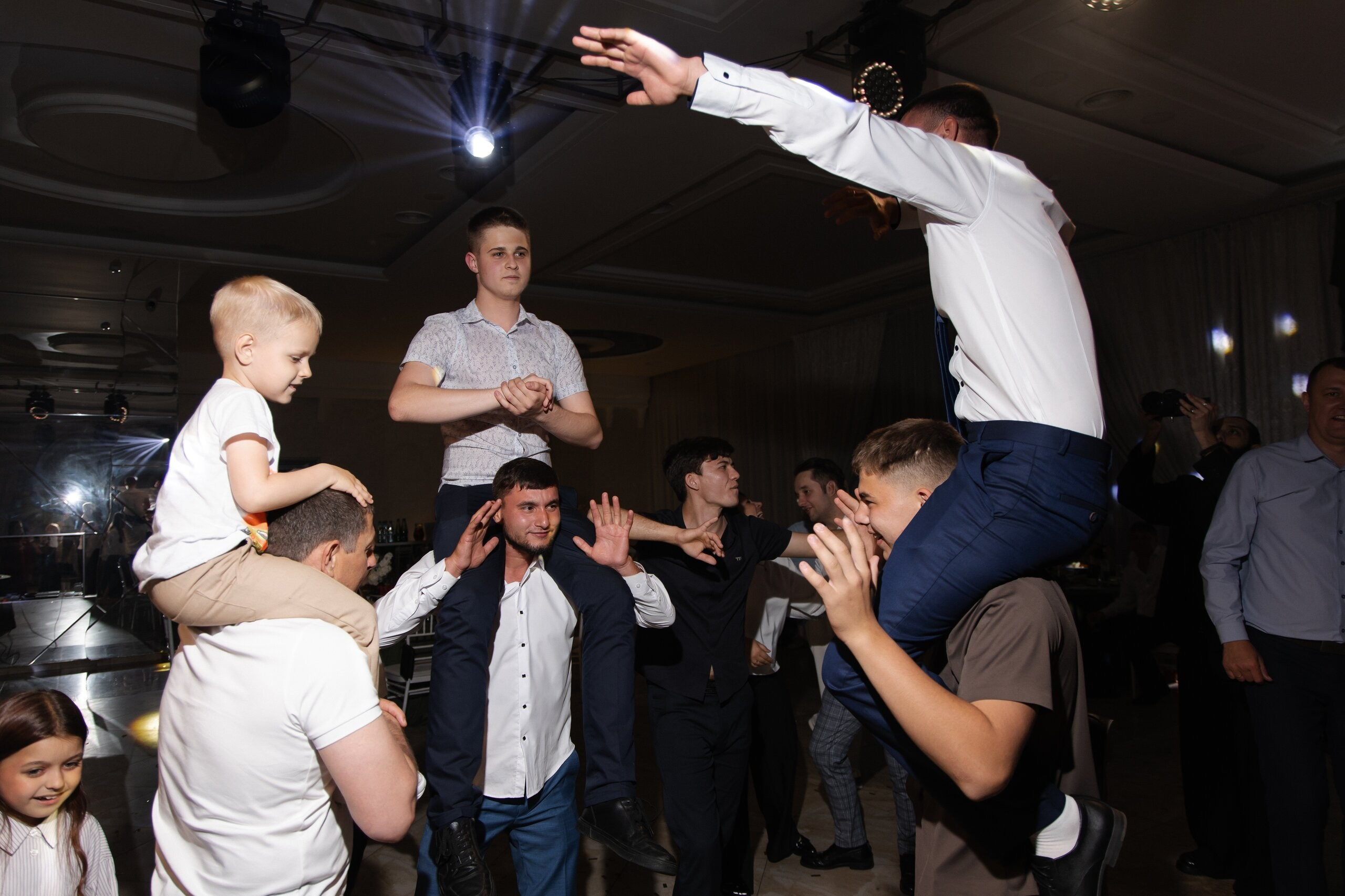 Максим и Виталина. Роман Болдырев — свадебный и портретный фотограф на КМВ