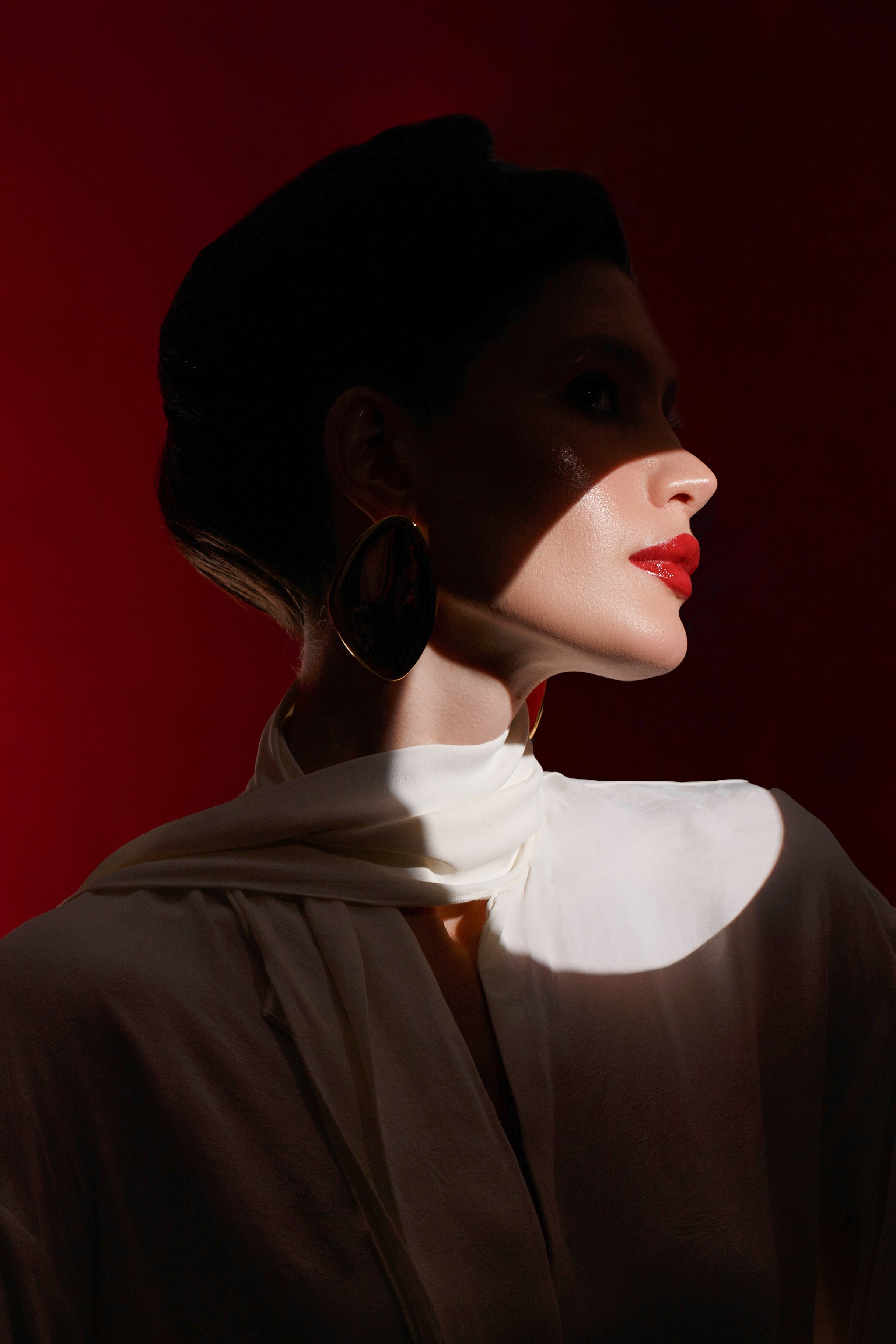 Студийная съемка женского бьюти портрета Пятигорск. Фотограф Ставрополь Пятигорск Елизавета Дарина