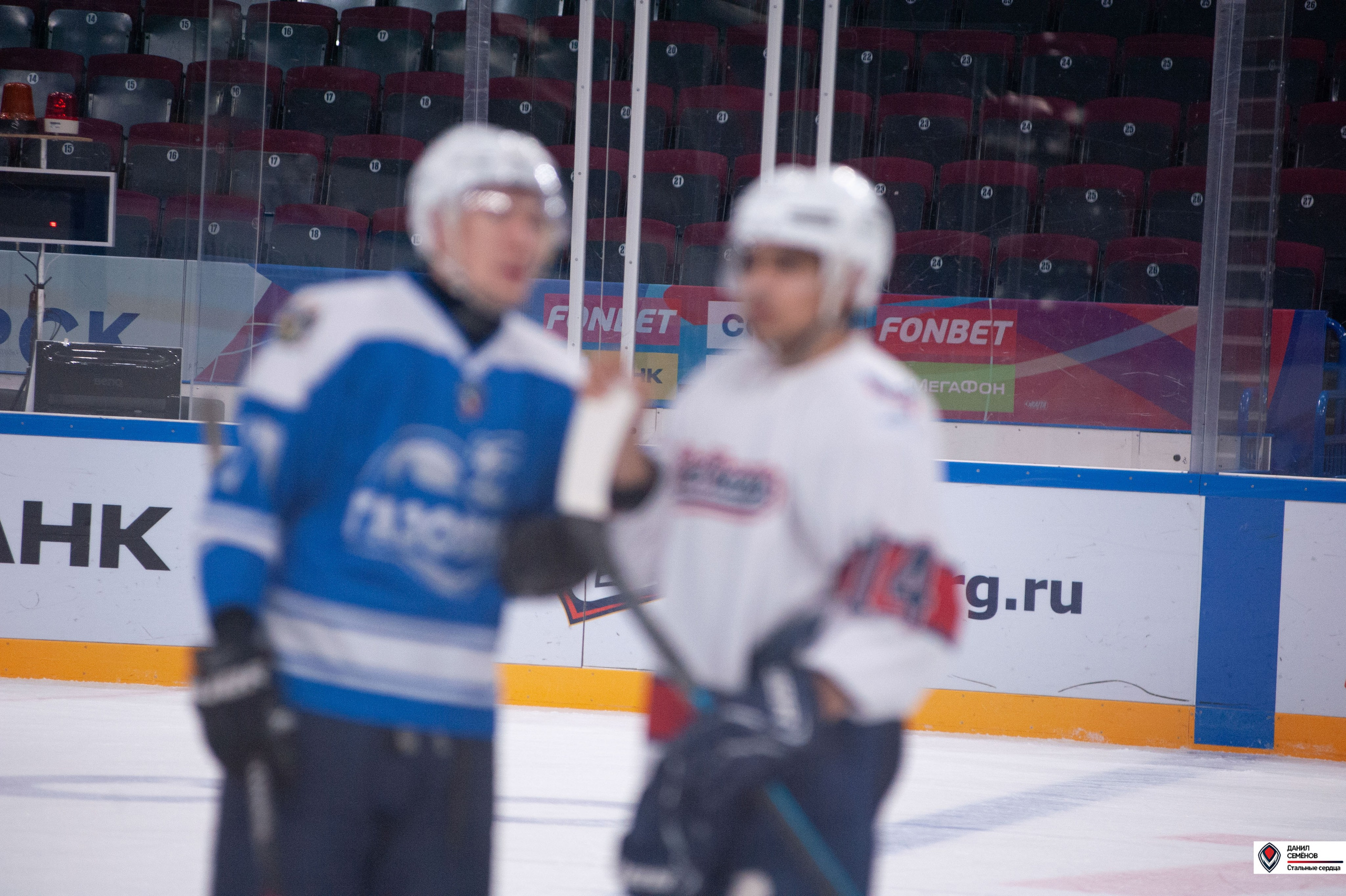 Чемпионат СХЛ. Стальные сердца — Газовик. Фотограф Магнитогорск Данил Семенов