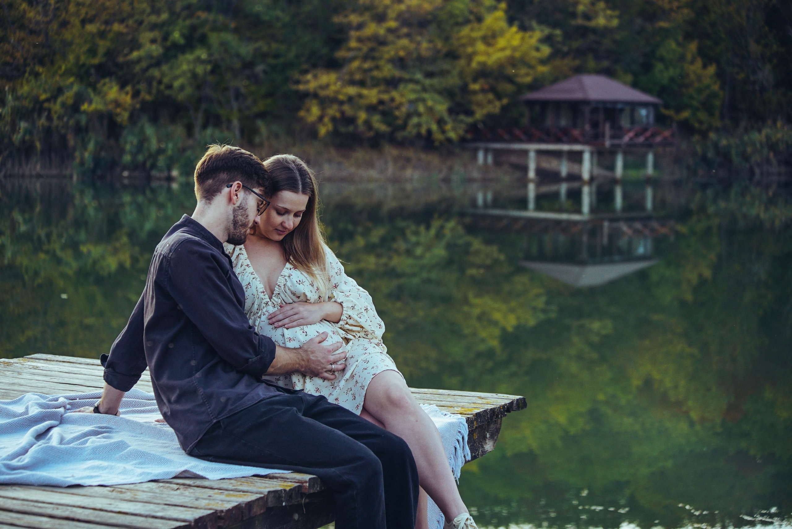 Фотосессия Love Story в Крыму у озера - фотограф Загурский Виктор