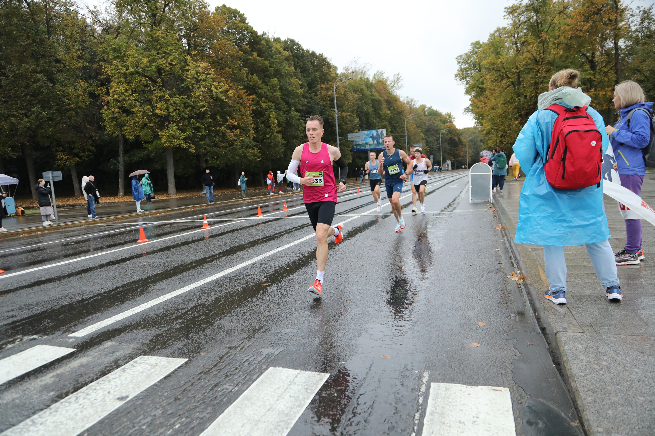 Полумарафон Моя столица, 1 октября 2023 г. Фотограф Сергей Ловкий