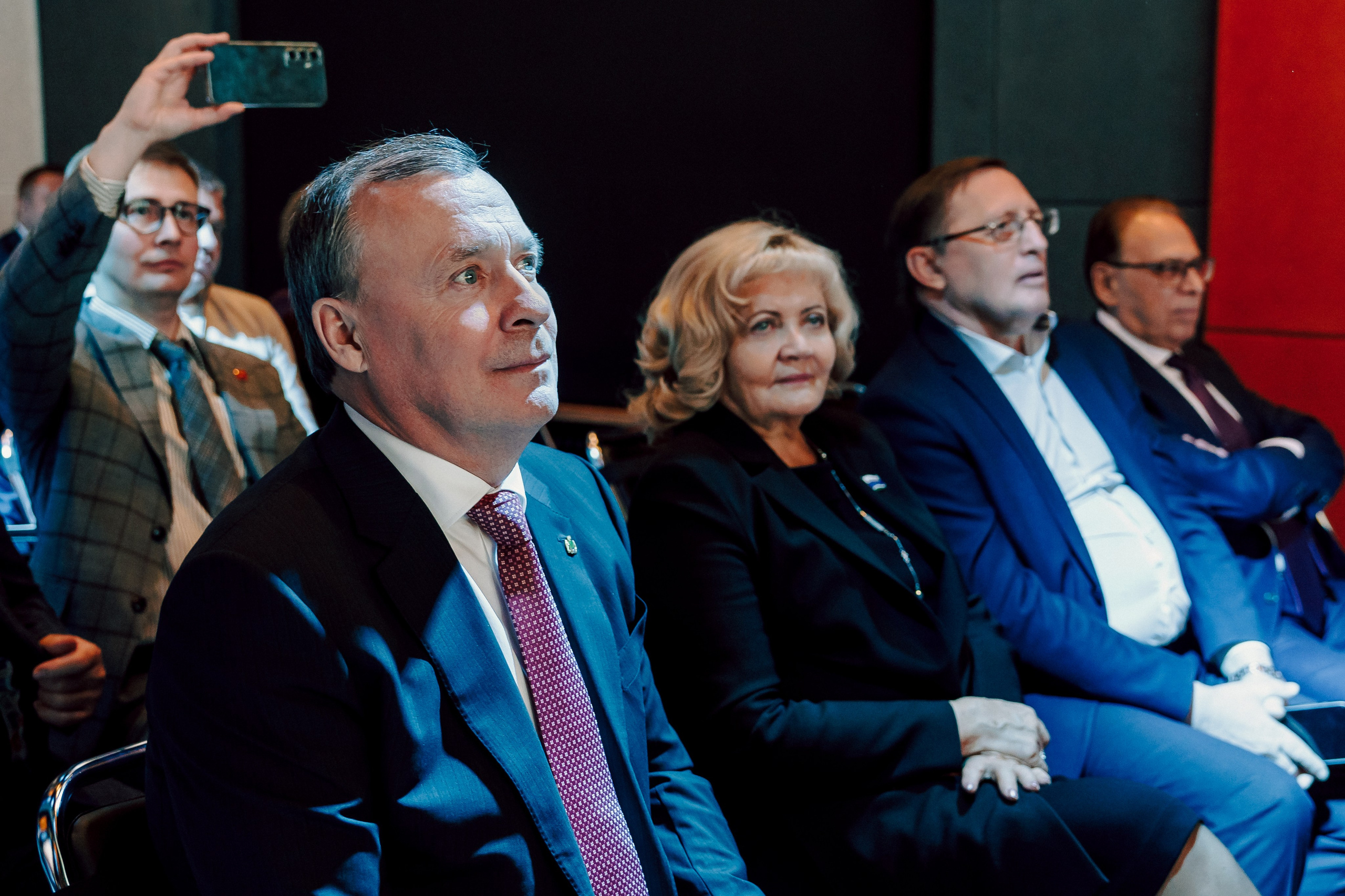 XXVI Церемония вручения премии имени В. Н. Татищева и Г. В. Де Геннина. Лёшка Варзегов — фотограф