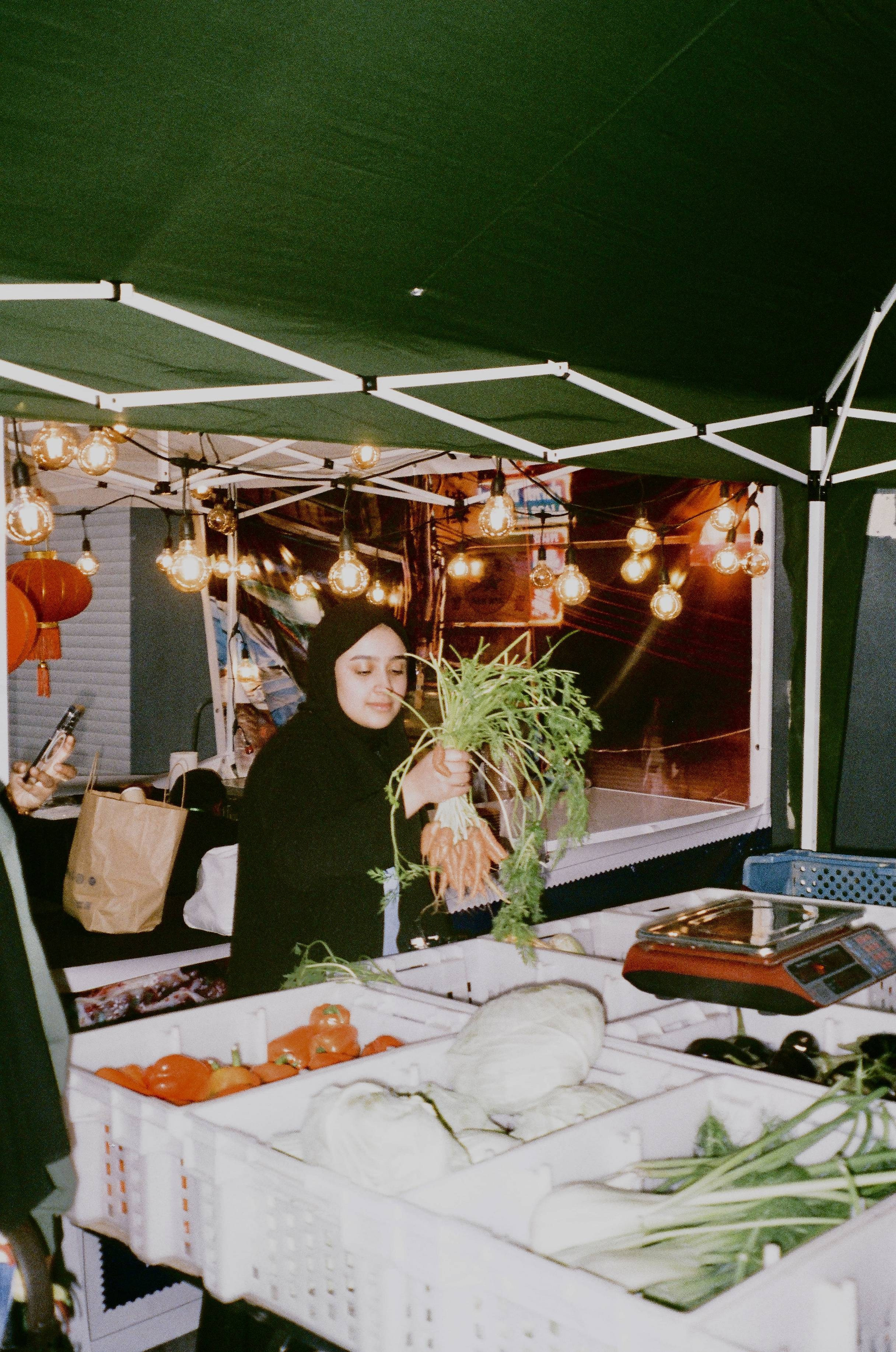 Faces. TATIANA DARINA — film photographer in St. Petersburg