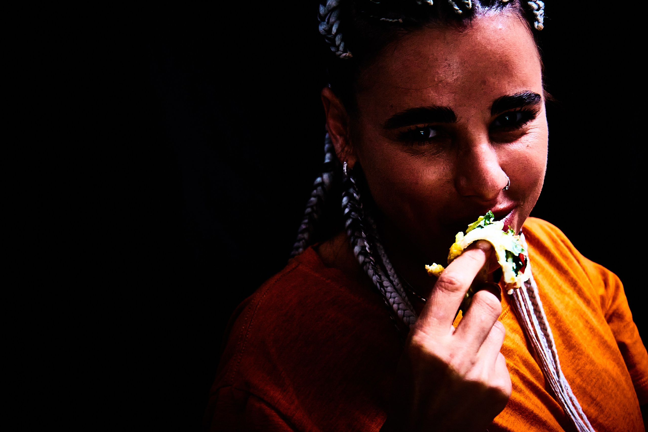 Крис. Рилс, тв, фуд фото, стилистика, видео и продакшн. Организация съёмок для ресторанов и брендов. Вкусно, эстетично, профессионально