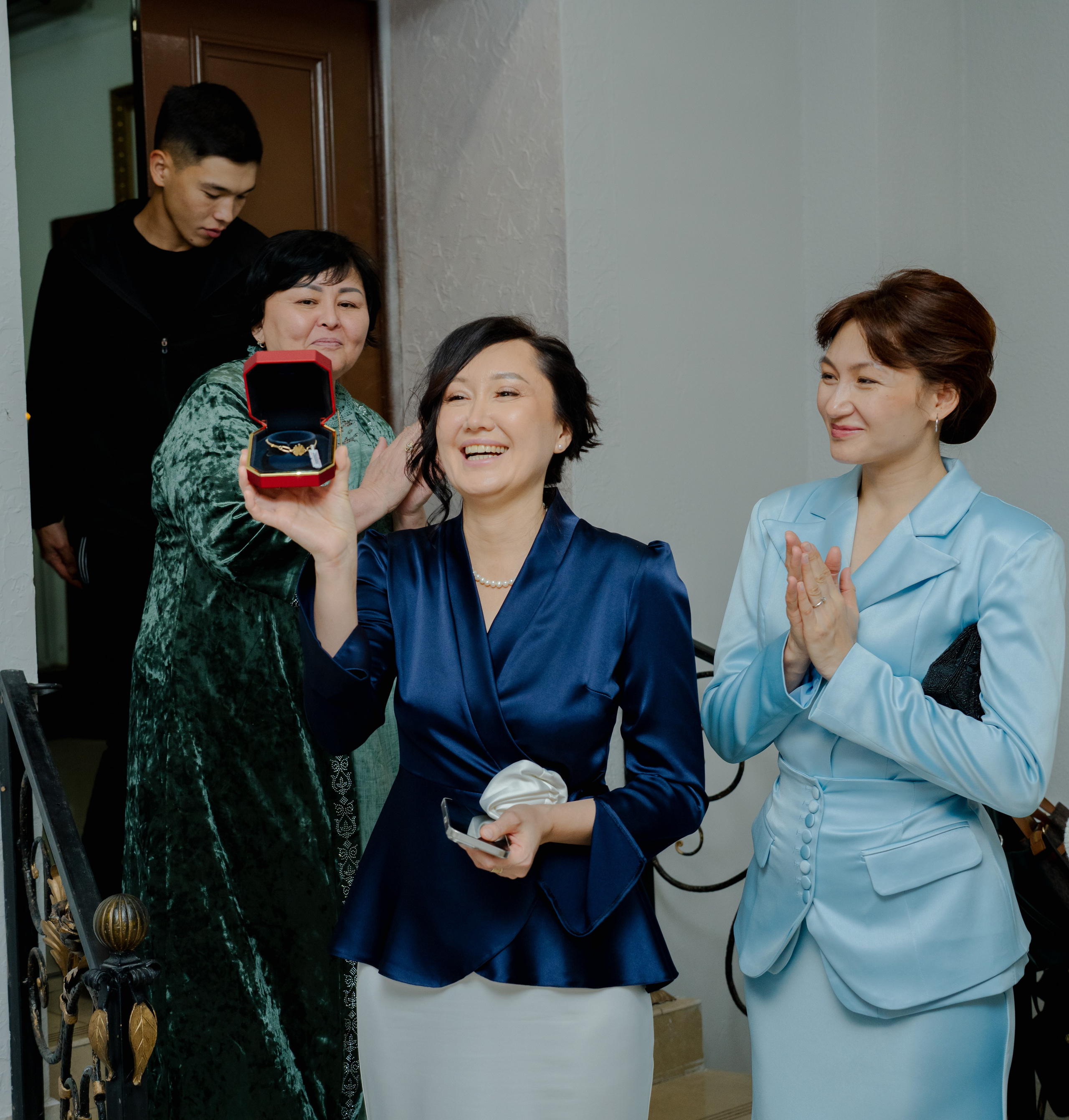 KAMILLA QYZ UZATU. Nomad media