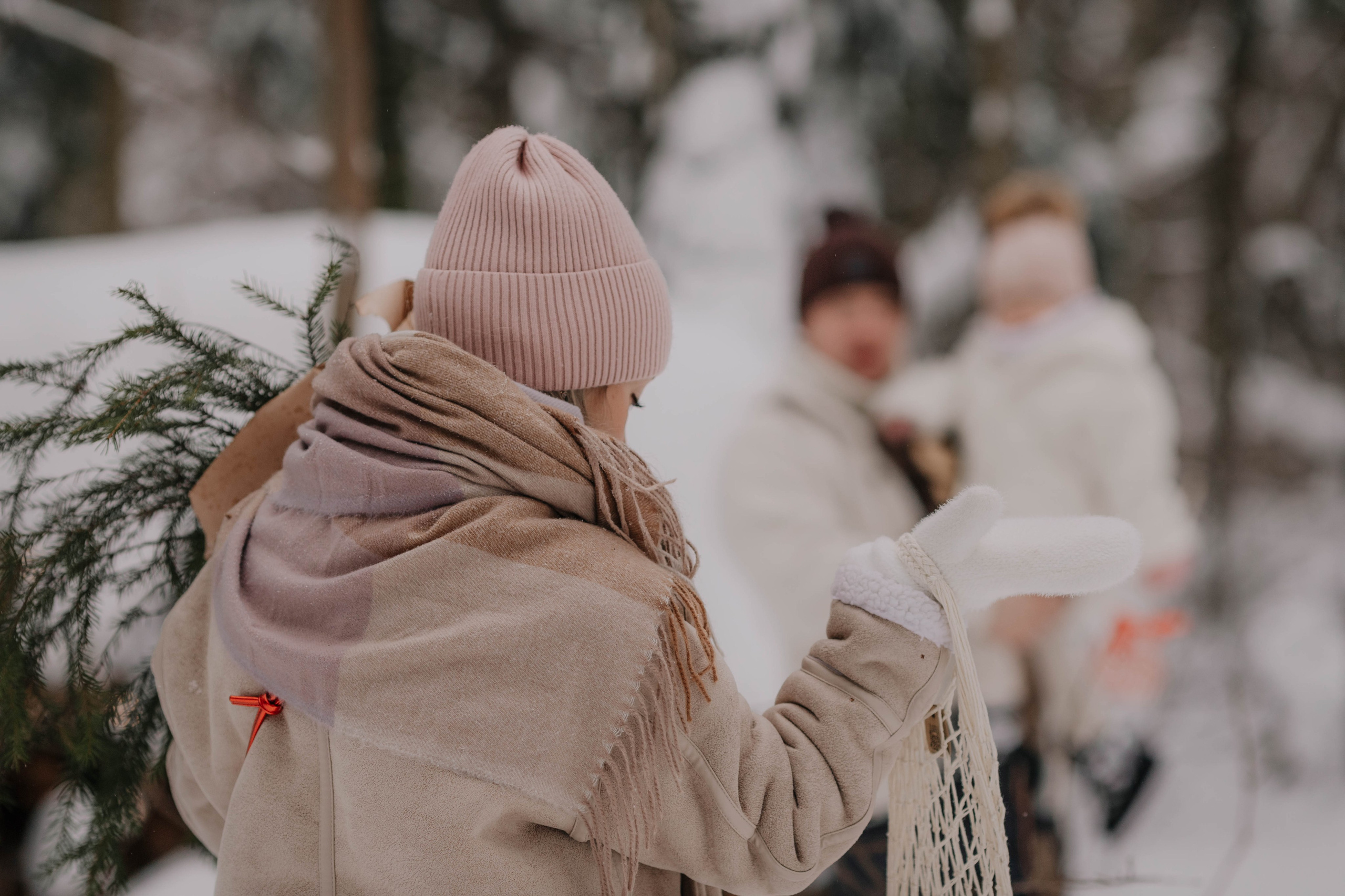Лиля и семья Зимняя прогулка в лесу. Семейный и свадебный фотограф Видное Москва Екатерина Пятова