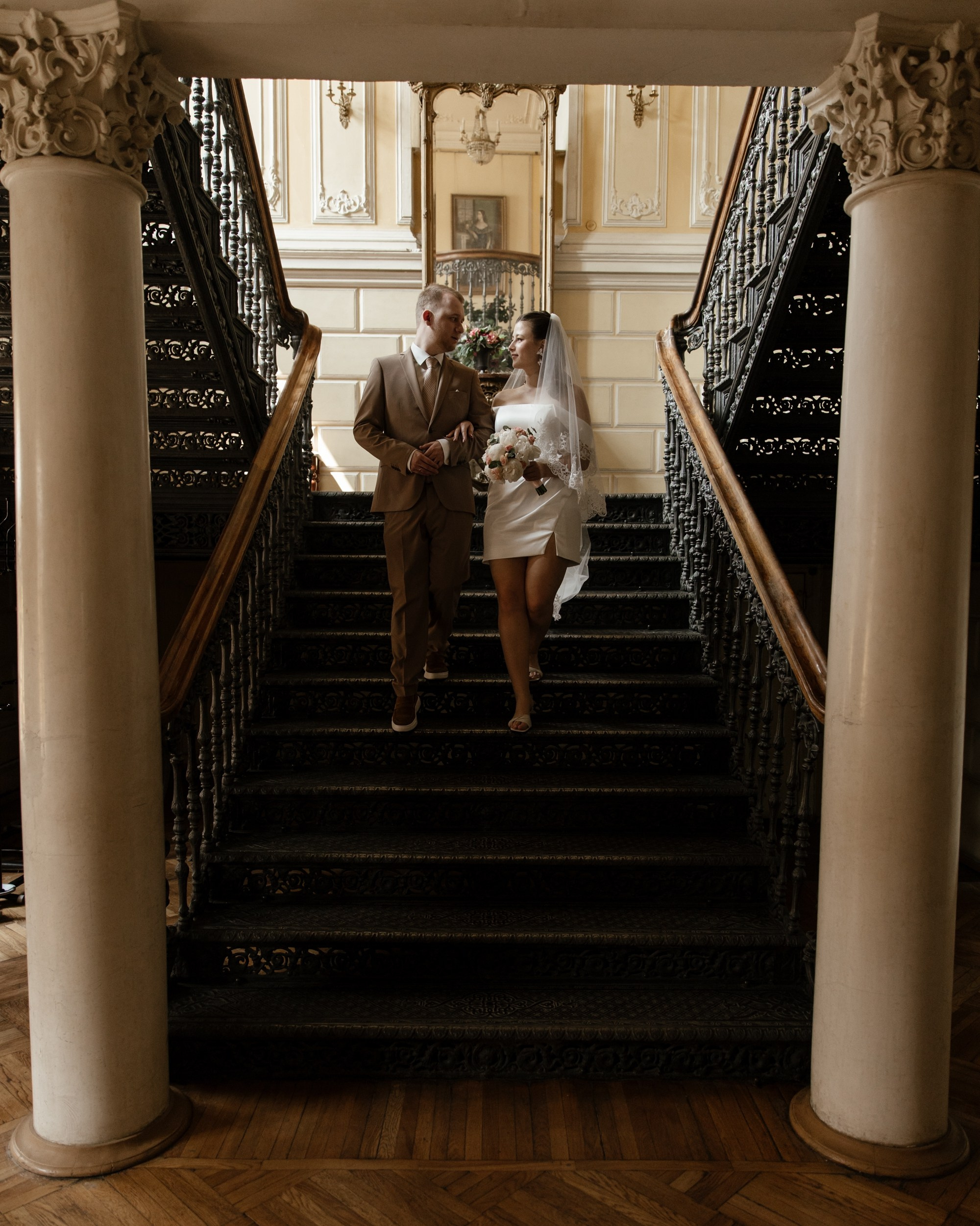 Марина и Артем — Пушкинская Библиотека. Фотограф Сергиев Посад Москва Хованская Екатерина