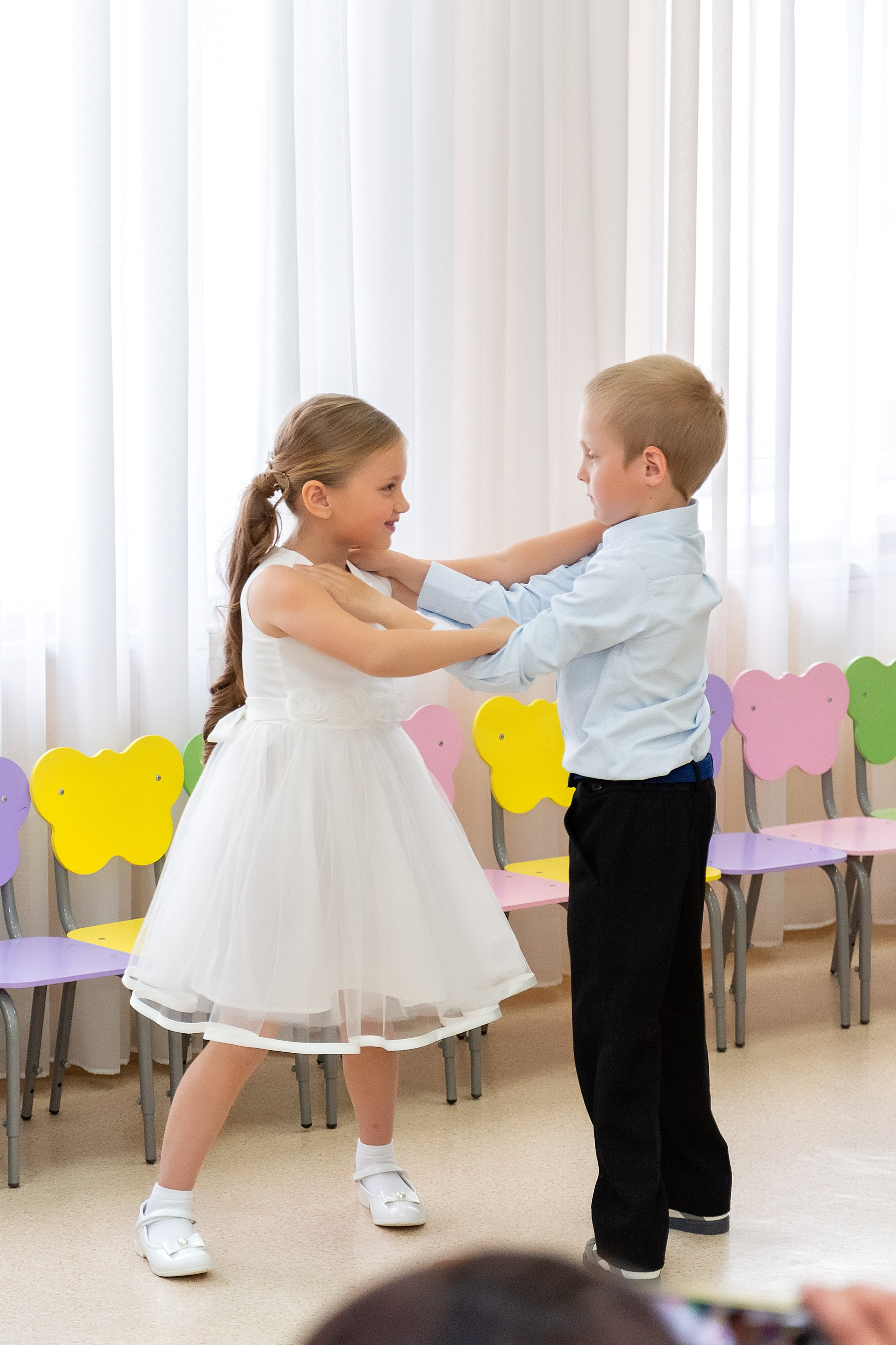 Выпускной. Детский сад «Тигрёнок». Стильный выпускной альбом Владивосток фотограф Вероника Мигачева