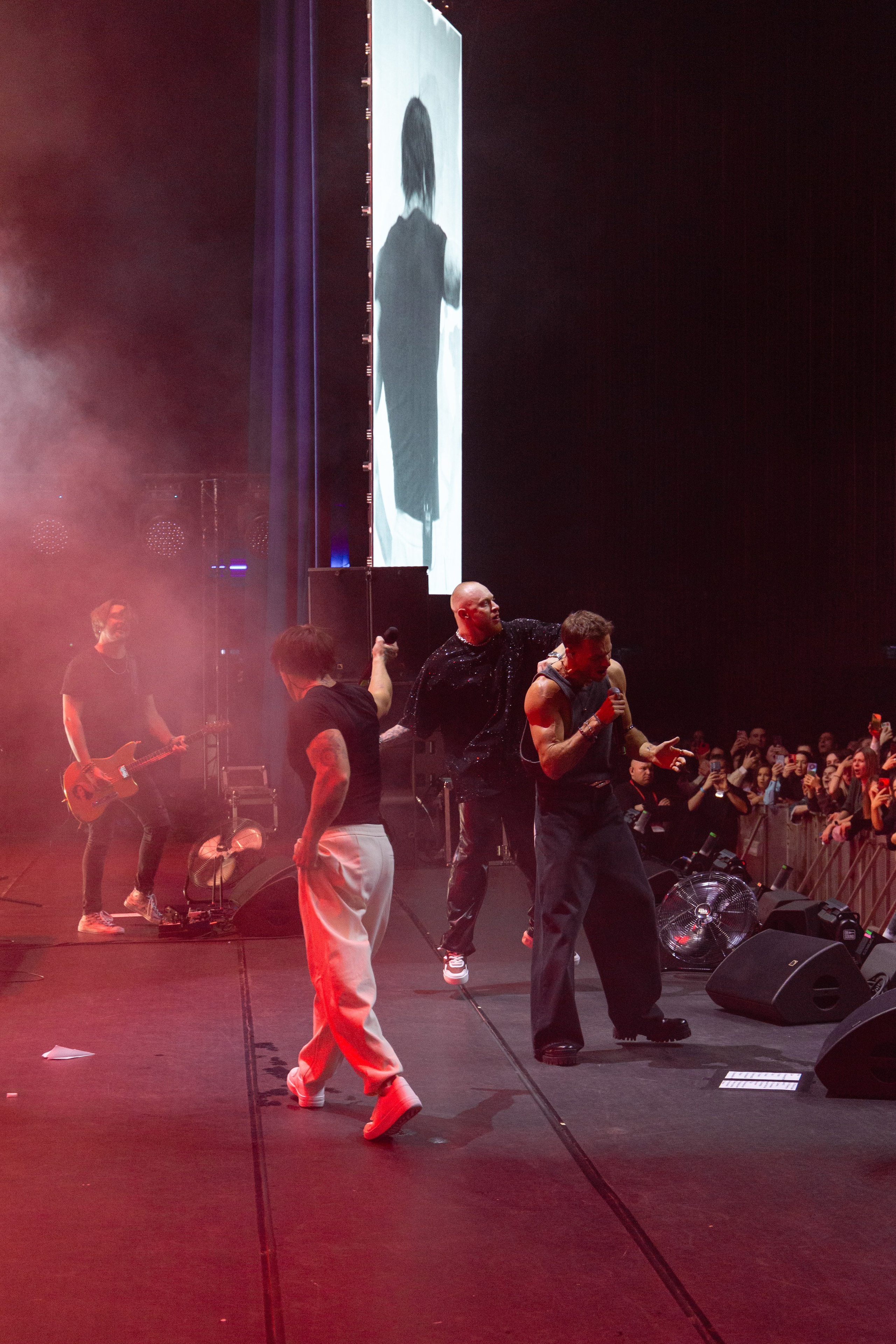 Концерт Лёши Свика