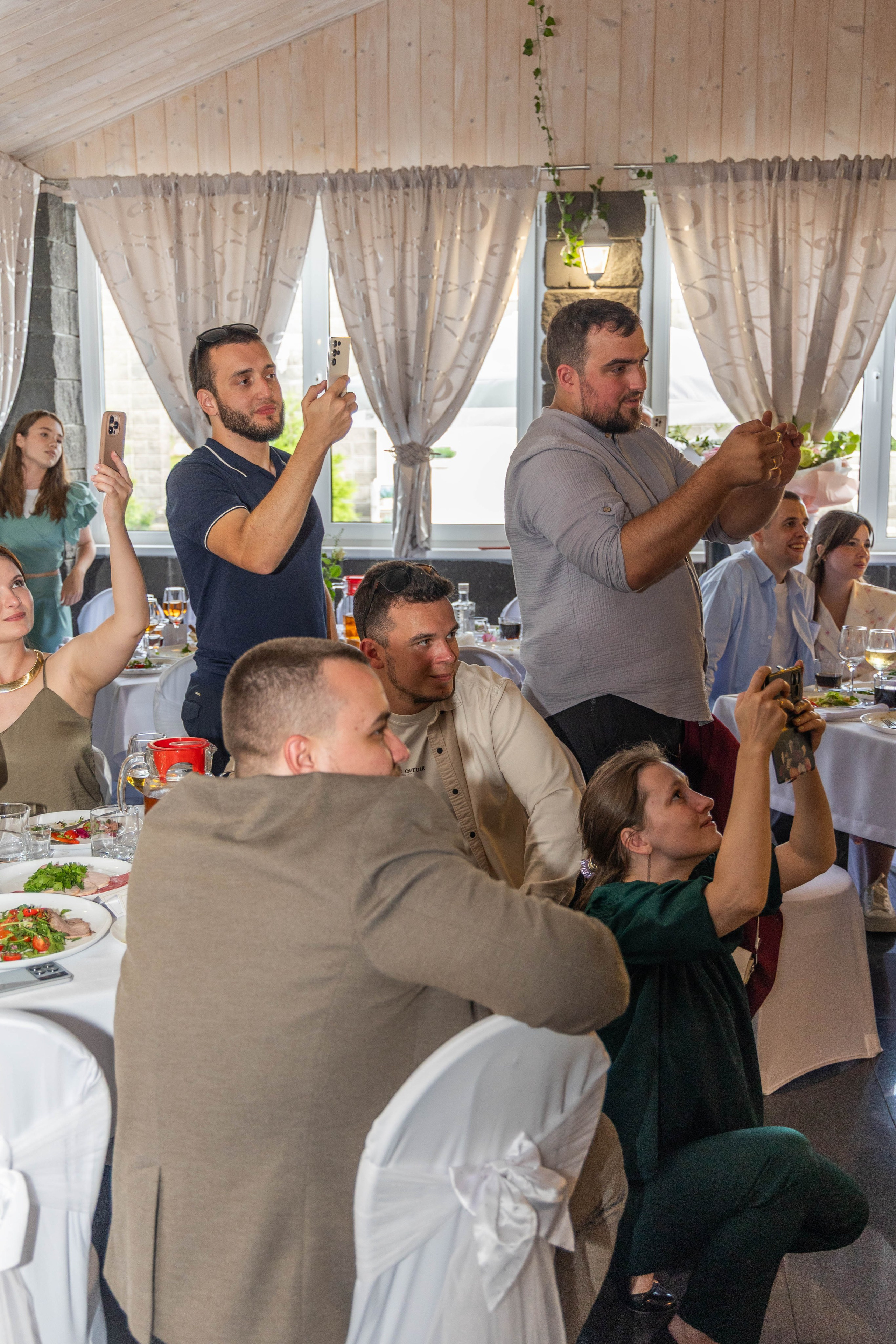 Свадебная фотосессия свадебный фотограф Татьяна Марсуверских свадебная фотопрогулка Москва Жуковский. Фотограф для маркетплейсов, фотоуслуги в Жуковском Татьяна Марсуверских