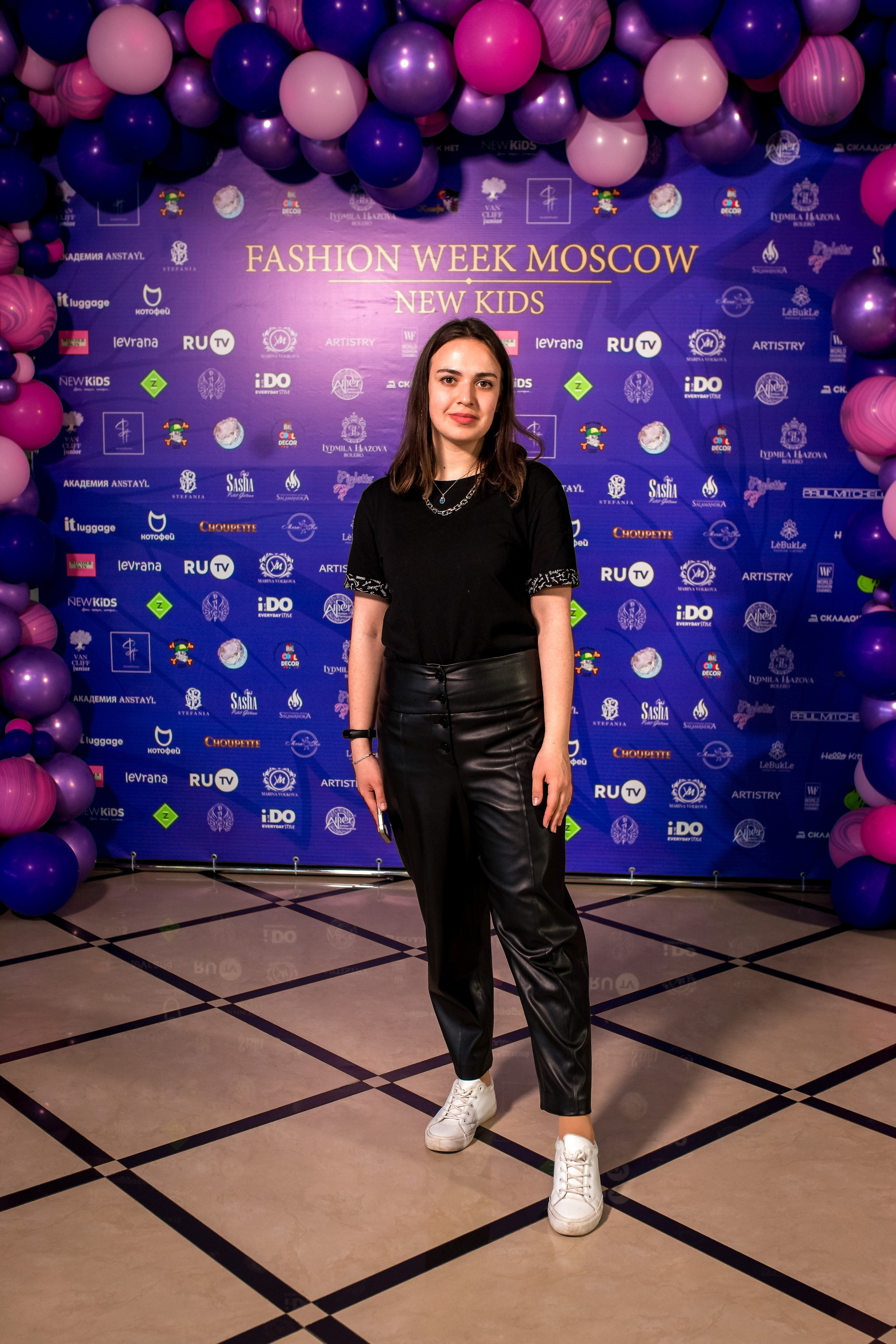 Показ Итальянской моды в России весна 2022. Женский фотограф Крещение Венчание Москва Брянск