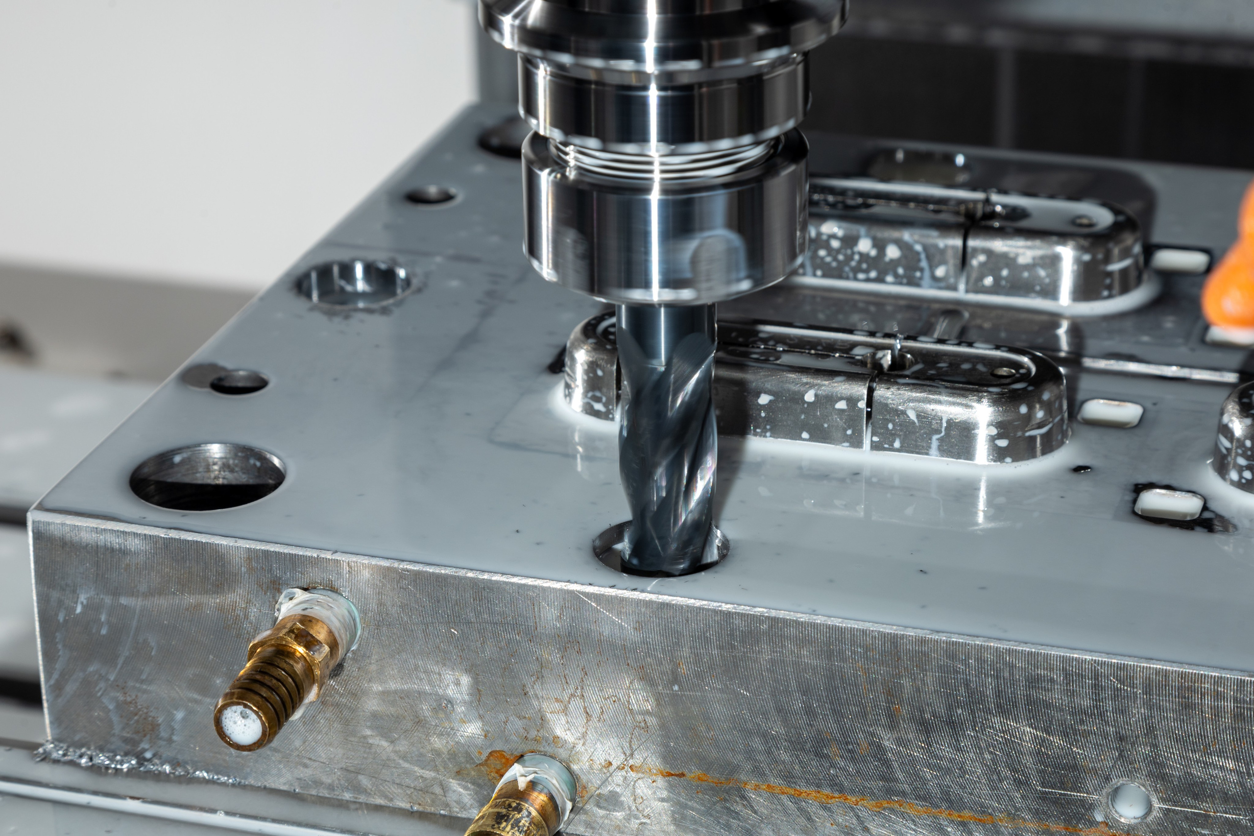 Съемка на заводе по производству прессформ. Сергей Шестов фотограф из Нижнего Новгорода