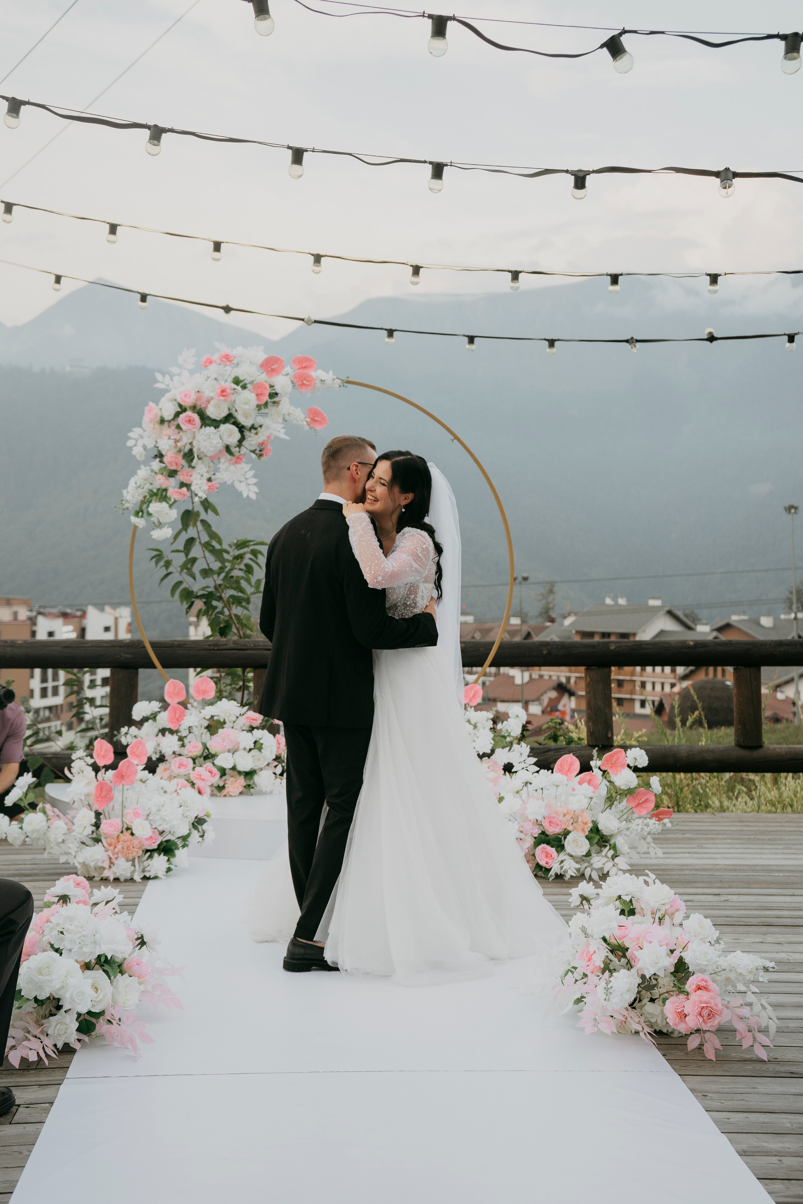 Выездная регистрация, свадьба на Красной поляне