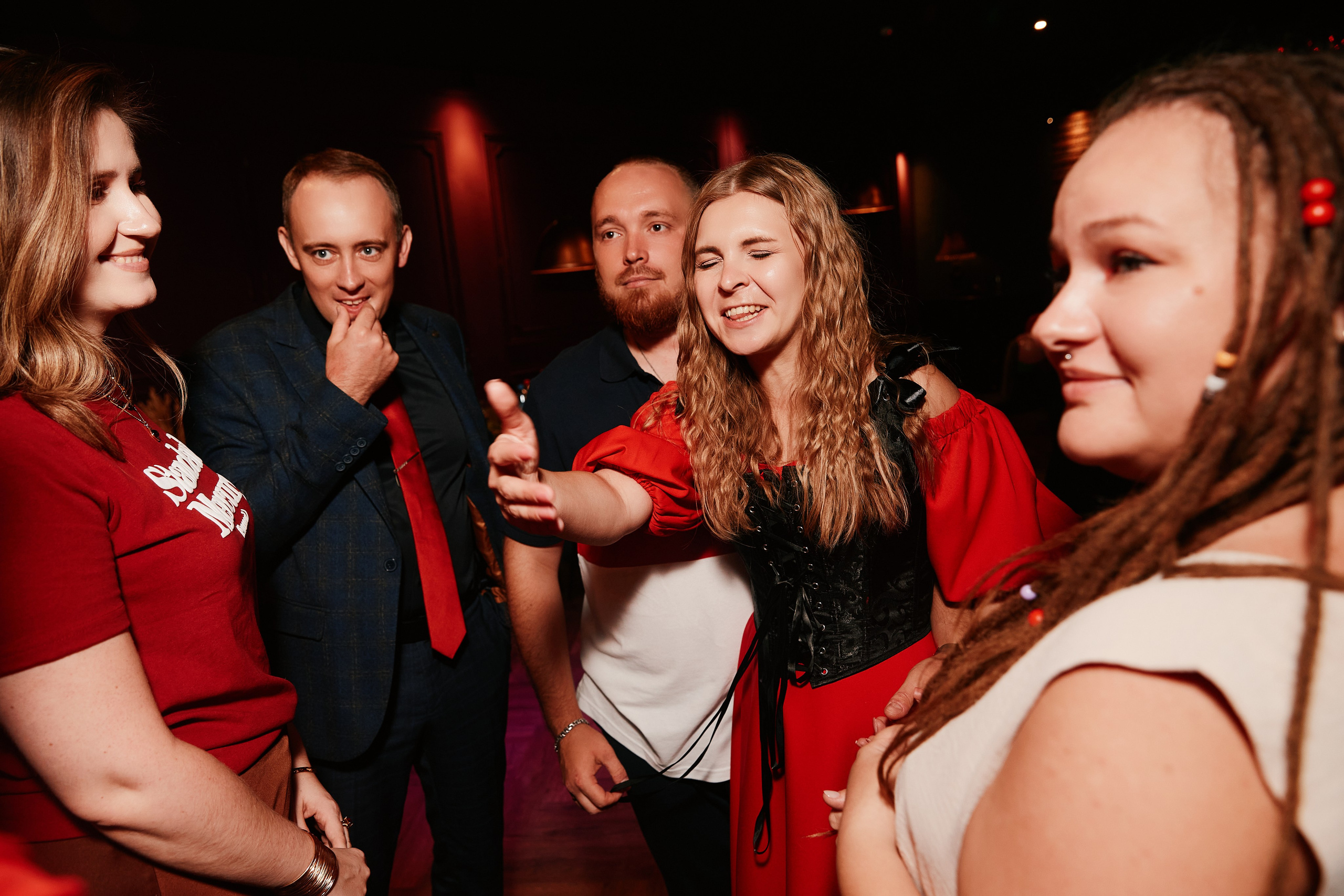 HOLIDAY IN AVRORA ROOM 22.08. Свадебный репортажный фотограф краснодар максим дремов дрёмов фотосессия студия цена