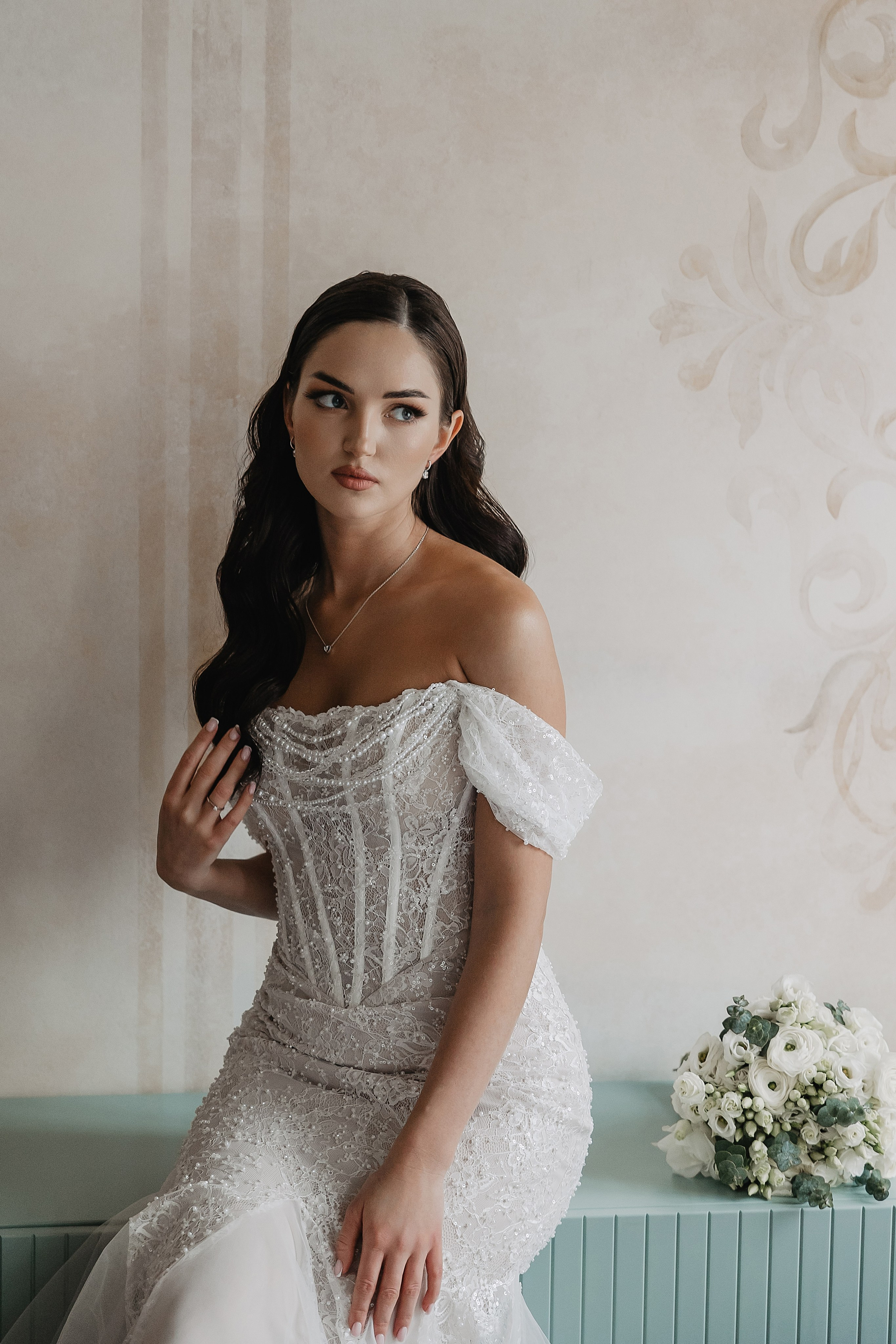 свадебная фотосессия в отеле Twelve Reasons в Москве