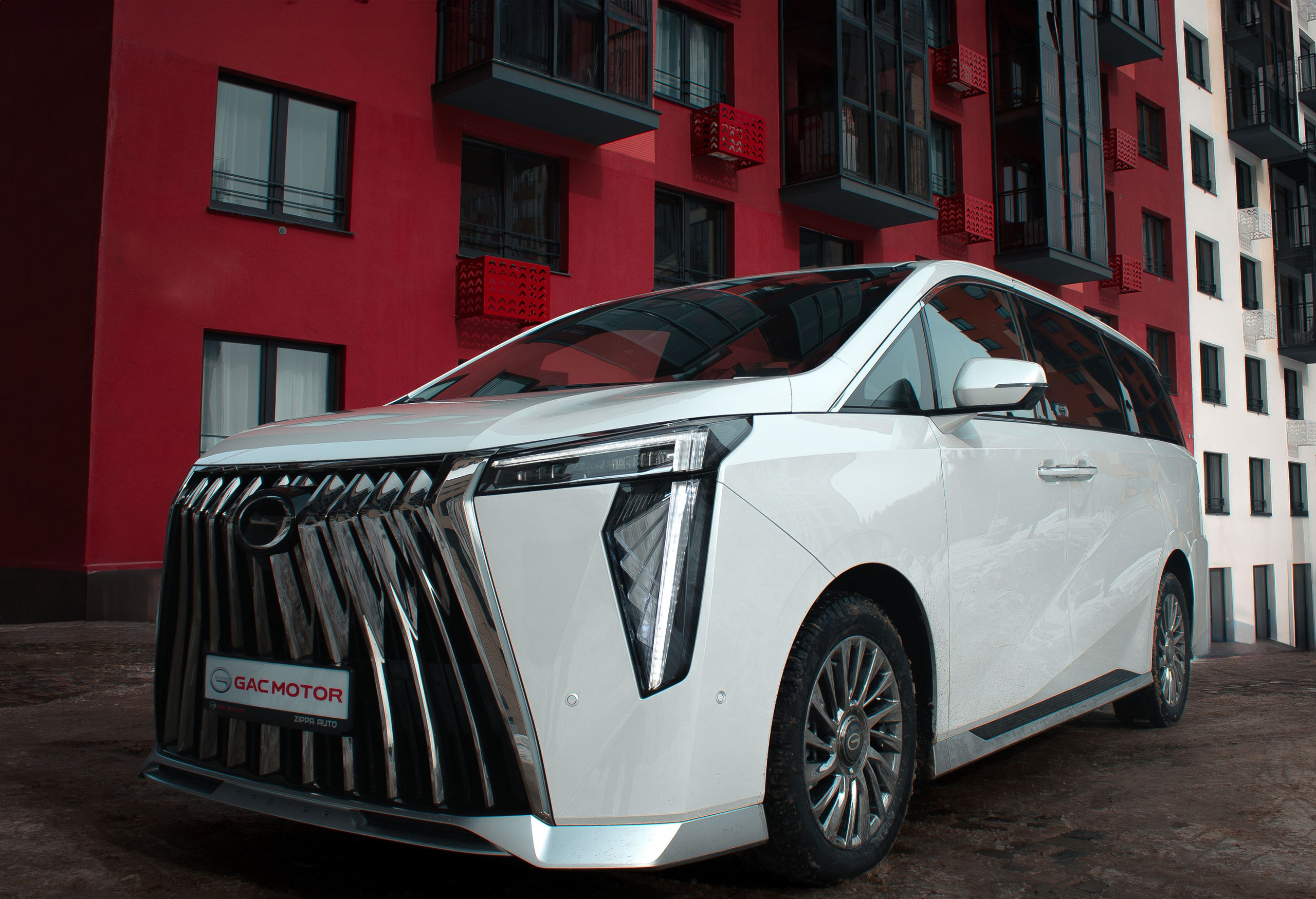 Бизнес съемка для автосалона GAC в городе Ижевск. Бизнес фотограф Ижевск — Назаров Роман