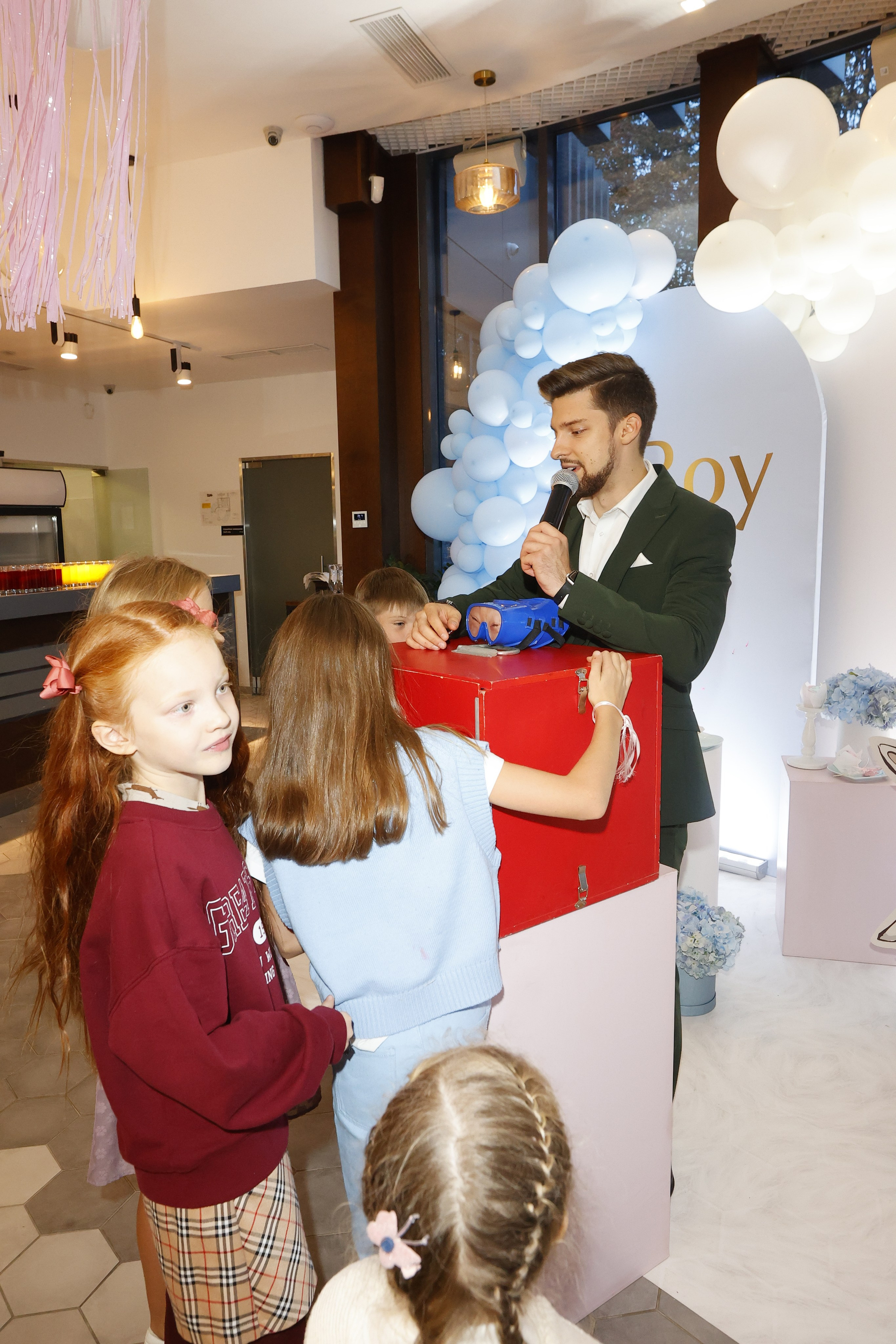 GENDER PARTY АССОЛЬ И ST. Nikolskayasecular