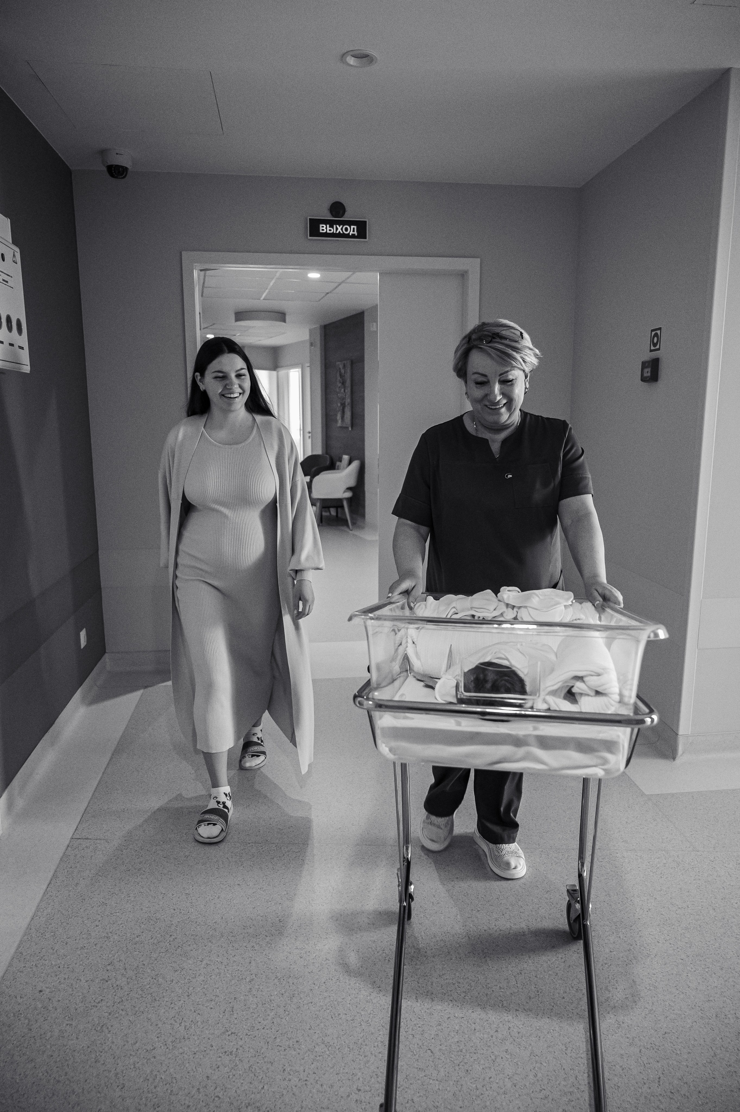 Выписка Каролины. Фотограф на роды СПБ Юлия Герасимова